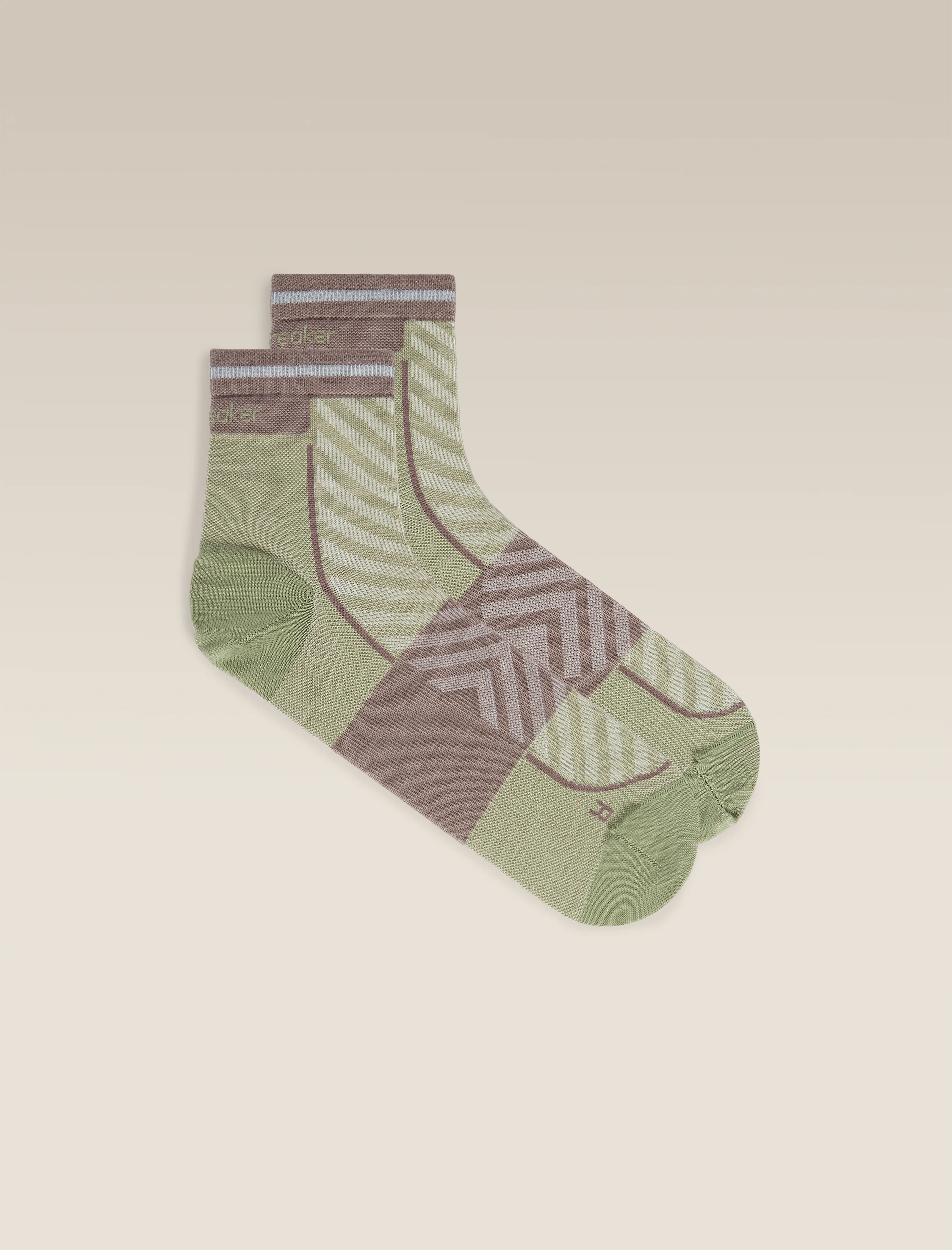 1033-men-s-merino-blend-run-ultralight-mini-socks-1.webp Men's Merino Blend Run+ Ultralight Mini Socks