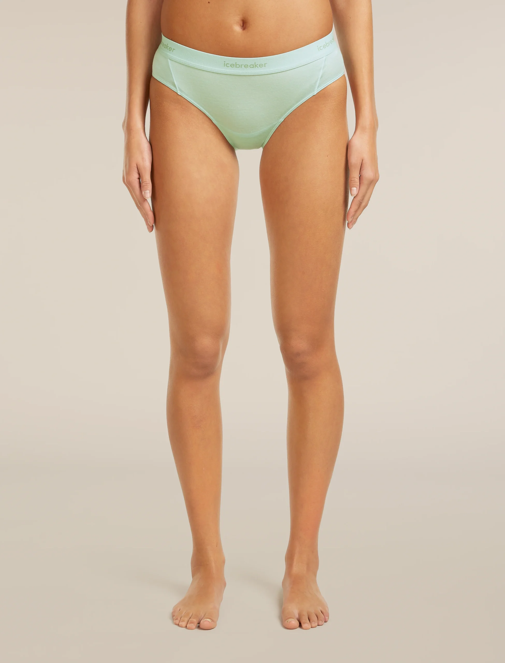 1071-women-s-merino-blend-125-cool-litetm-sprite-hipster-1.webp Women's Merino Blend 125 Cool-Lite™ Sprite Hipster