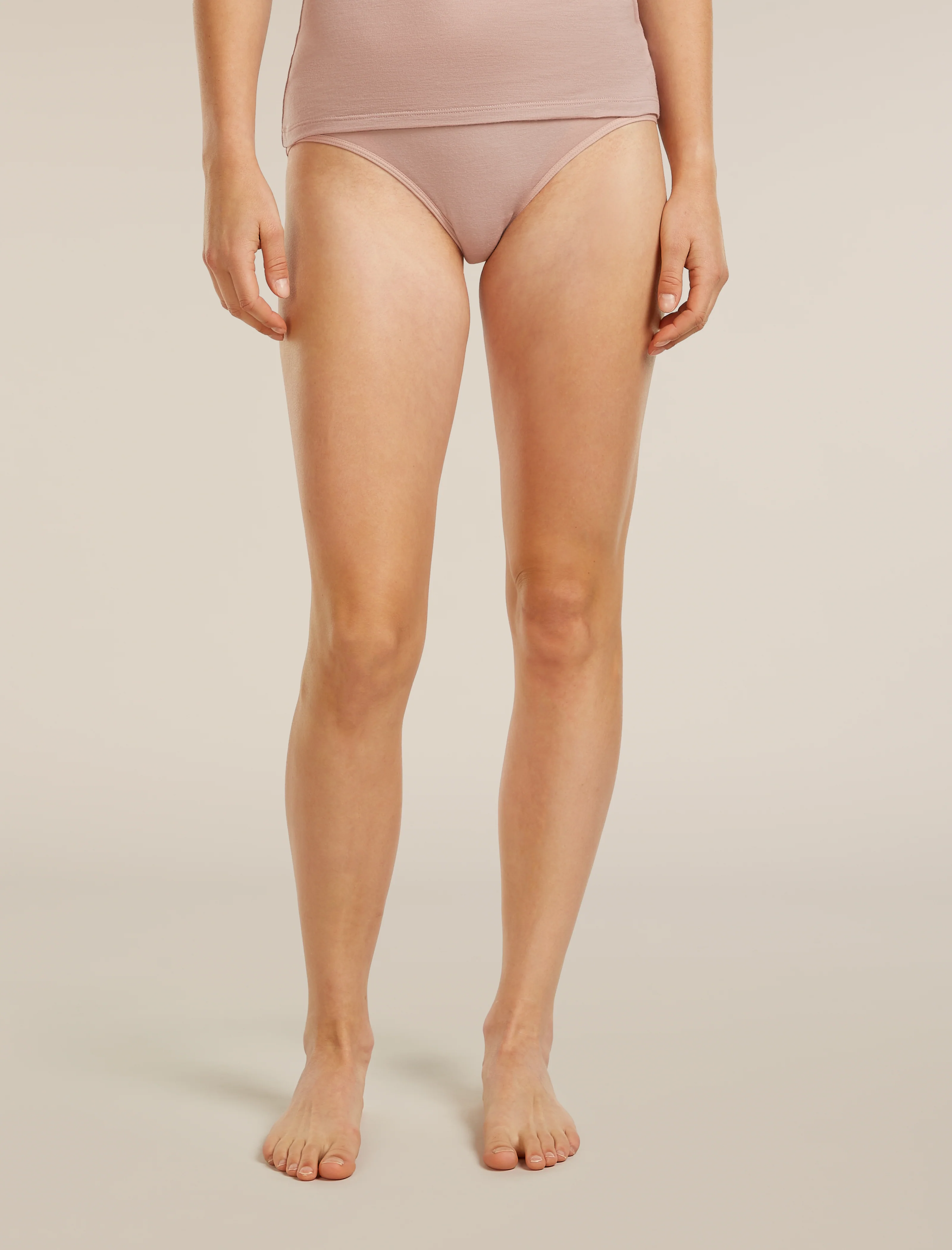 110-women-s-merino-150-siren-hipkini-1.webp Women's Merino 150 Siren Hipkini