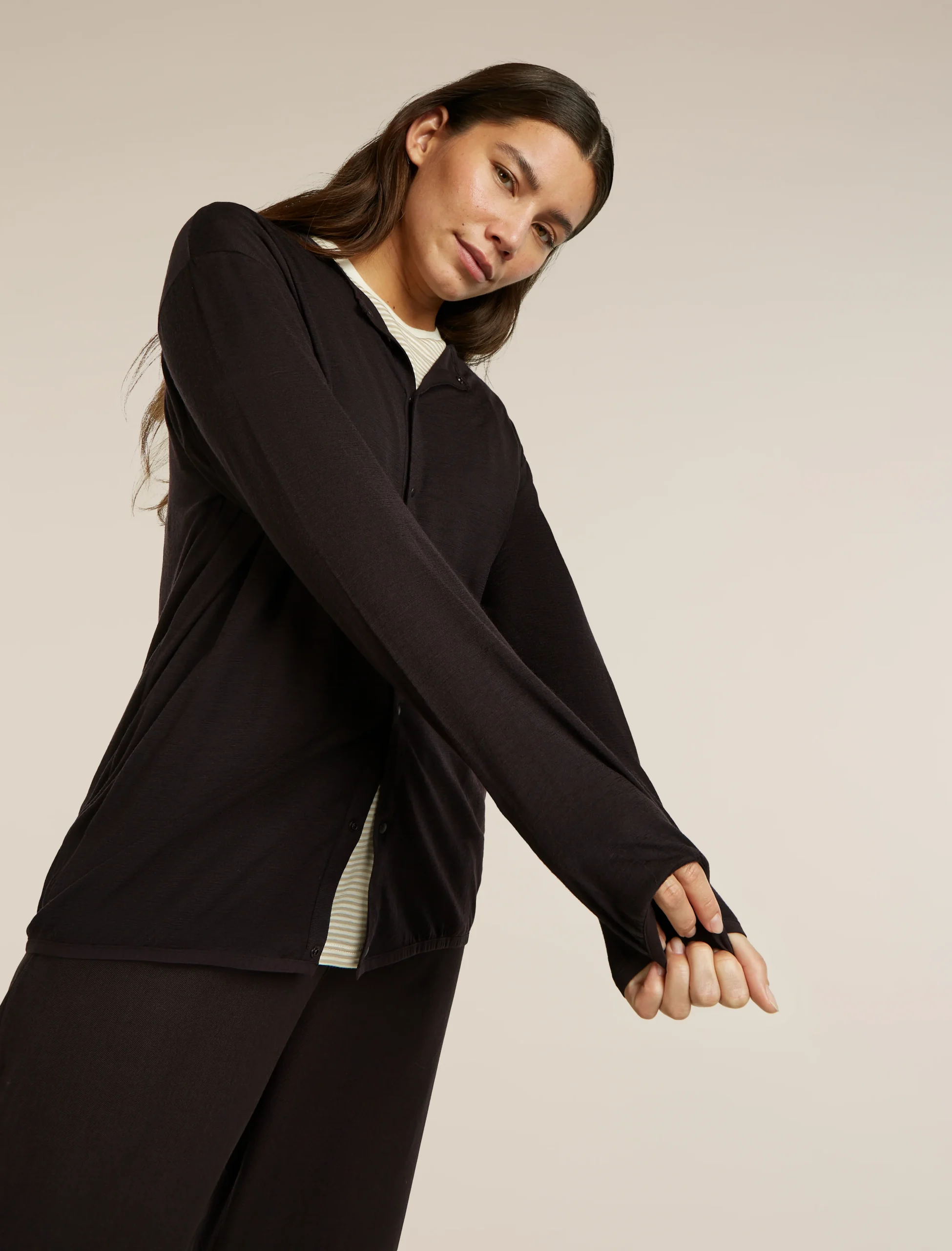 Unisex Merino 150 Round Neck Cardigan