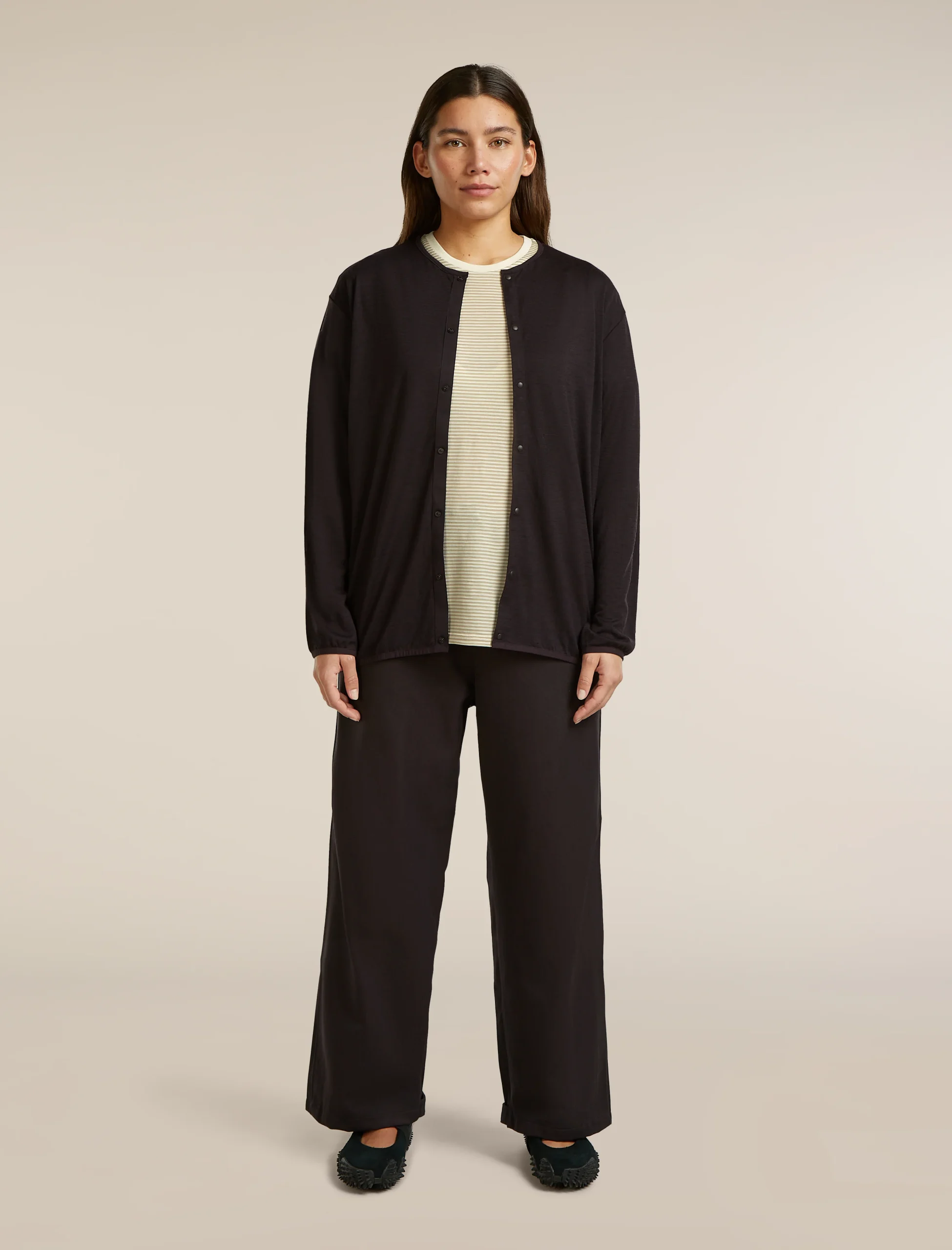 Unisex Merino 150 Round Neck Cardigan