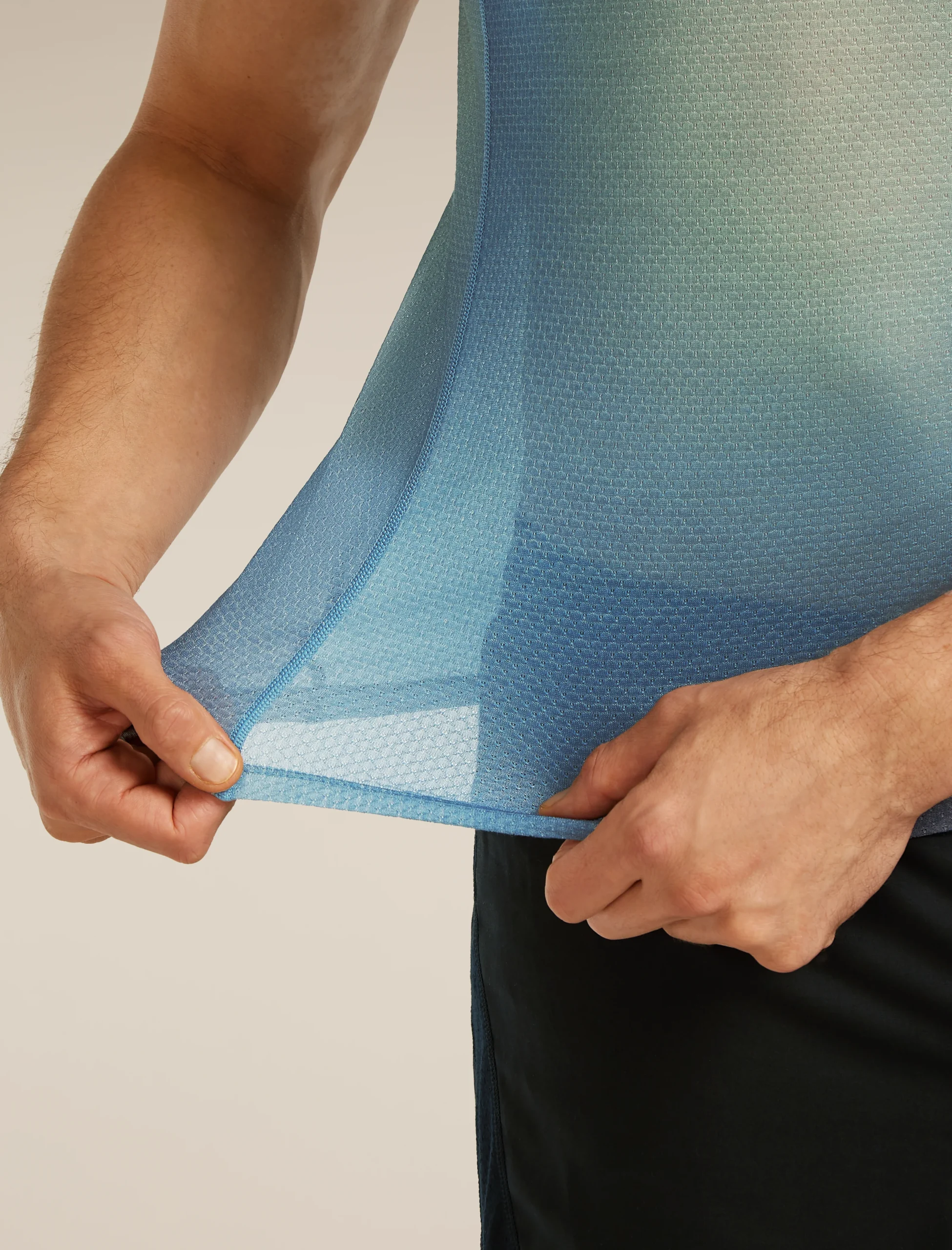 Men's Merino Blend 75 Cool-Lite™ Featherlight™ Short Sleeve Crewe AOP