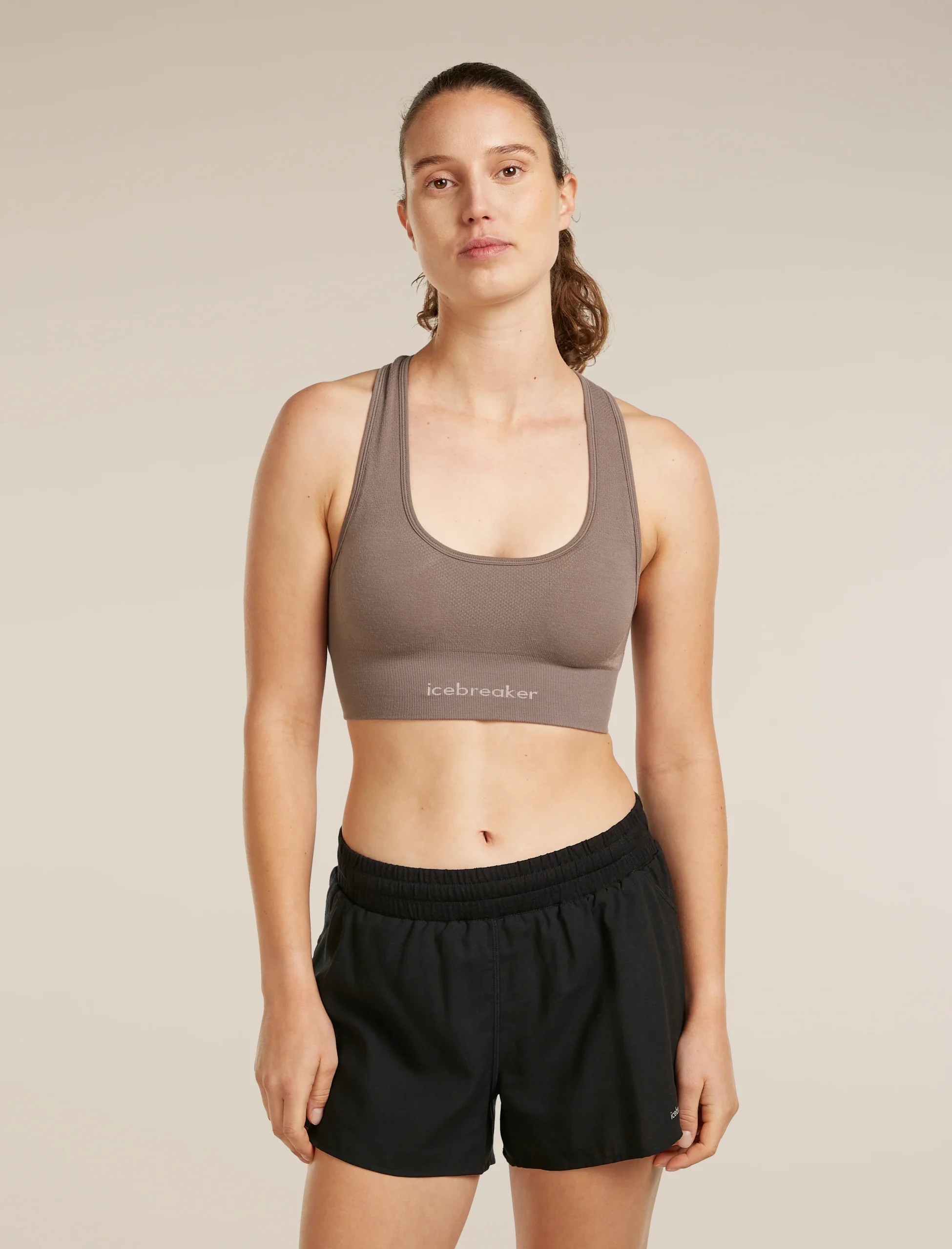 1214-women-s-merino-blend-260-zoneknittm-seamless-bra-1.webp Women's Merino Blend 260 ZoneKnit™ Seamless Bra