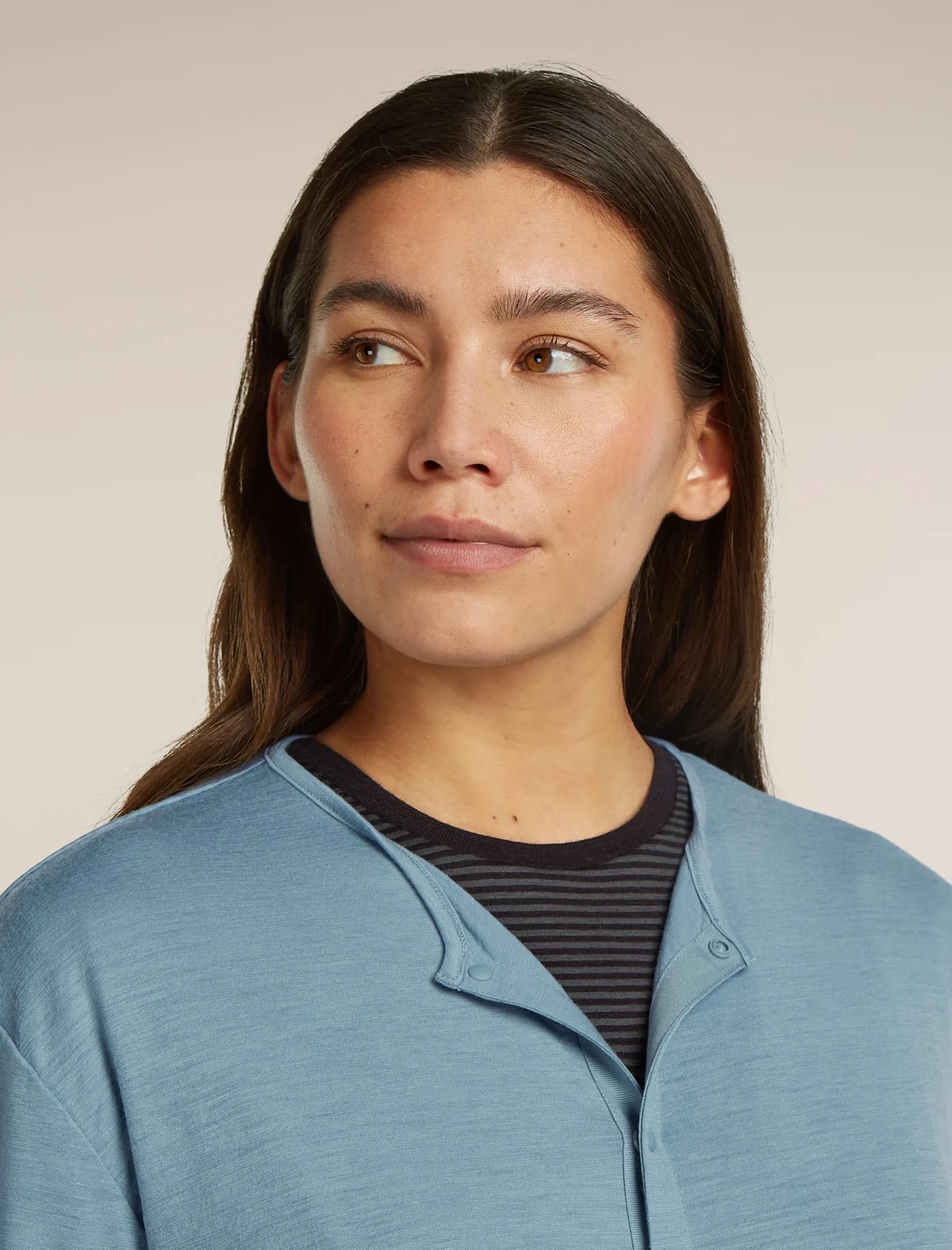 Unisex Merino 150 Round Neck Cardigan