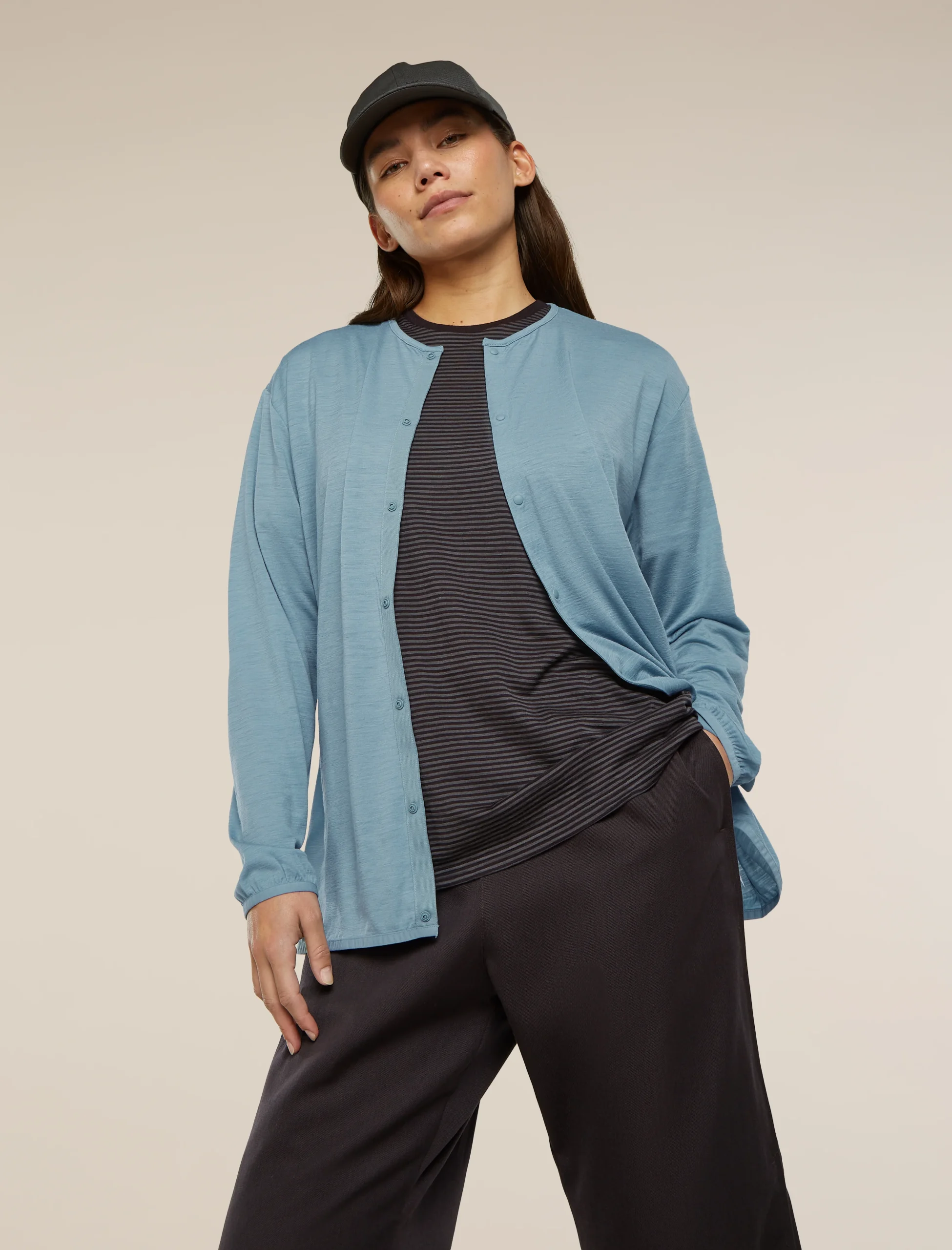 Unisex Merino 150 Round Neck Cardigan