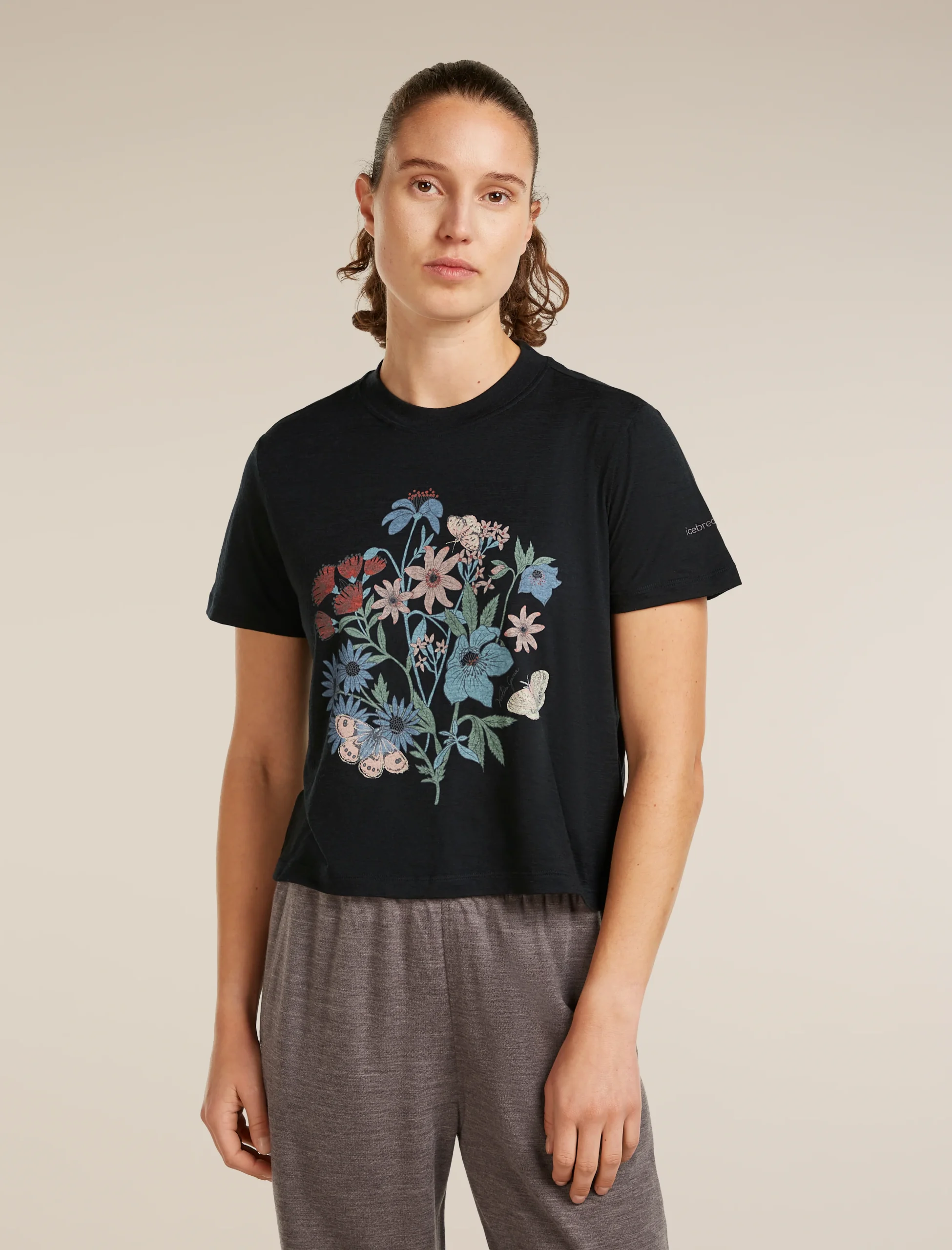 13-women-s-merino-150-tech-lite-short-sleeve-crop-tee-nz-flora-1.webp Women's Merino 150 Tech Lite Short Sleeve Crop Tee NZ Flora