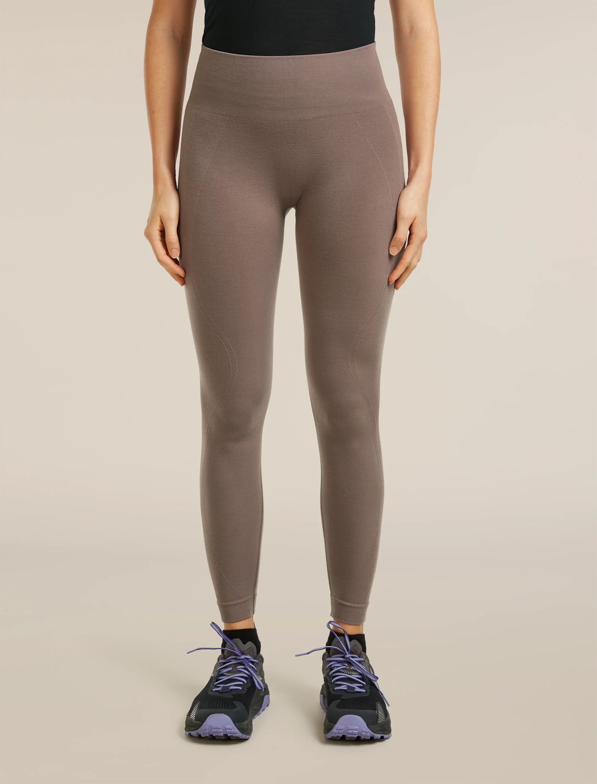1347-women-s-merino-blend-260-zoneknittm-seamless-25-tights-1.webp Women's Merino Blend 260 ZoneKnit™ Seamless 25" Tights