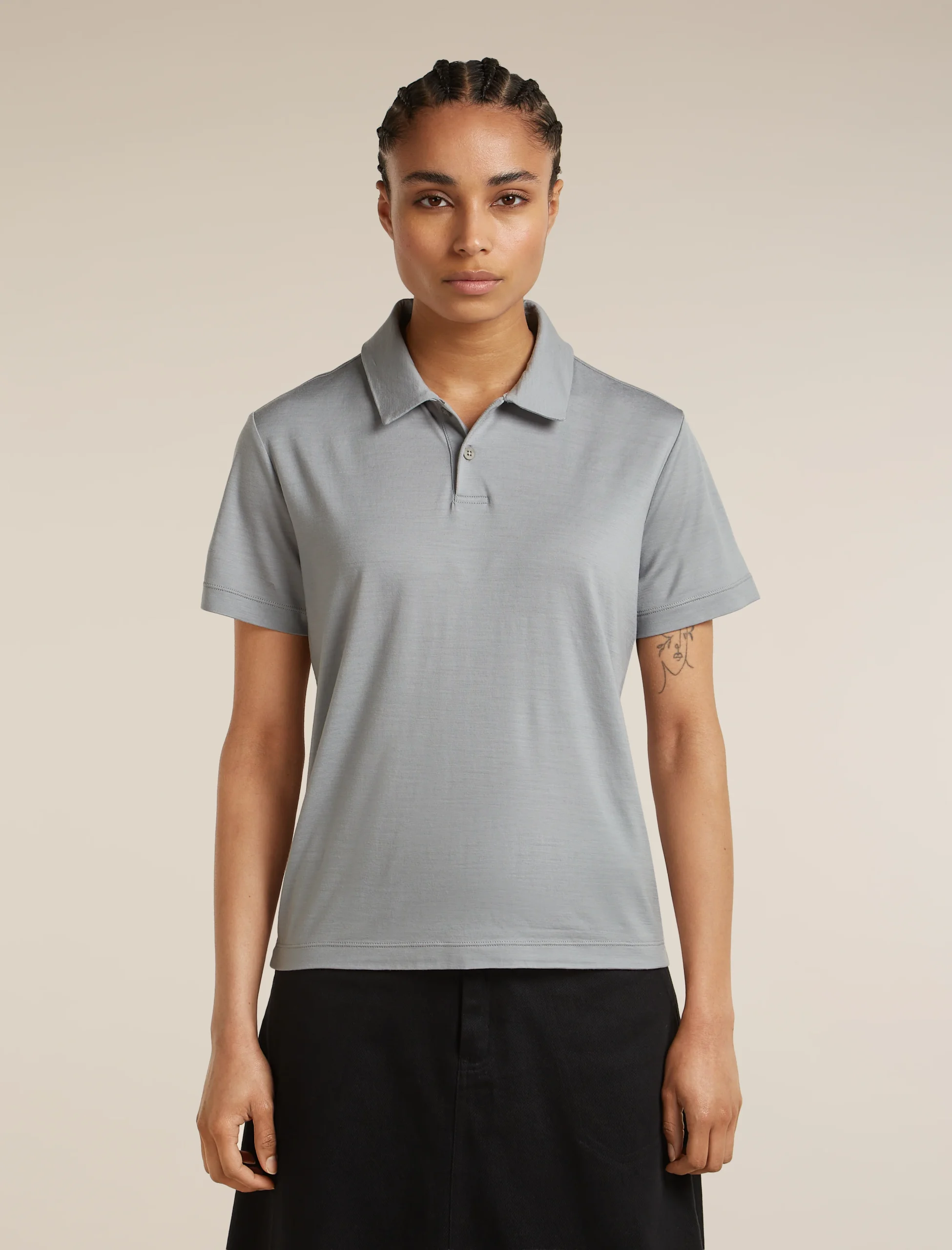 1579-women-s-15.5-merinofinetm-short-sleeve-polo-1.webp Women's 15.5 MerinoFine™ Short Sleeve Polo