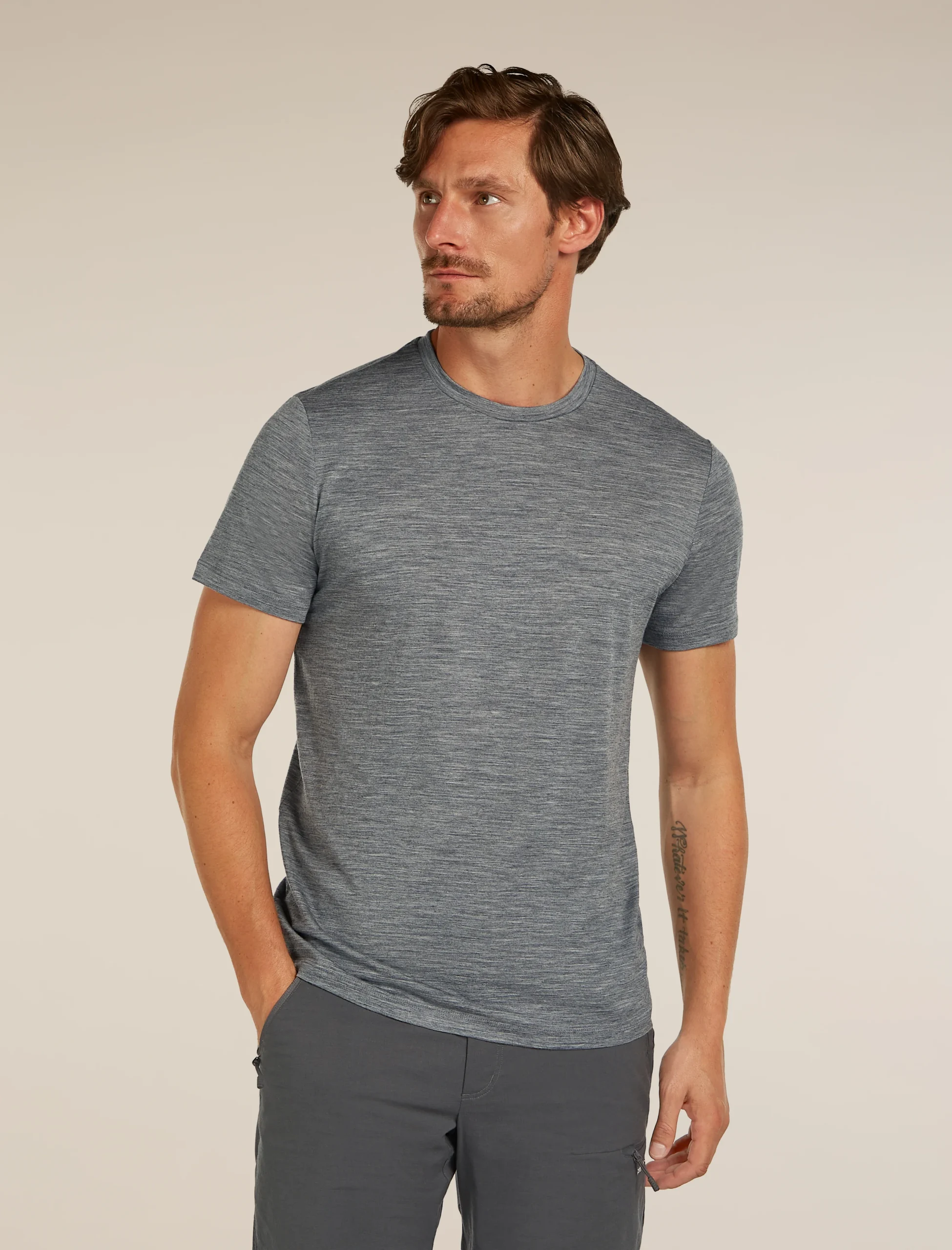 1634-men-s-merino-150-tech-lite-short-sleeve-t-shirt-1.webp Men's Merino 150 Tech Lite Short Sleeve T-Shirt
