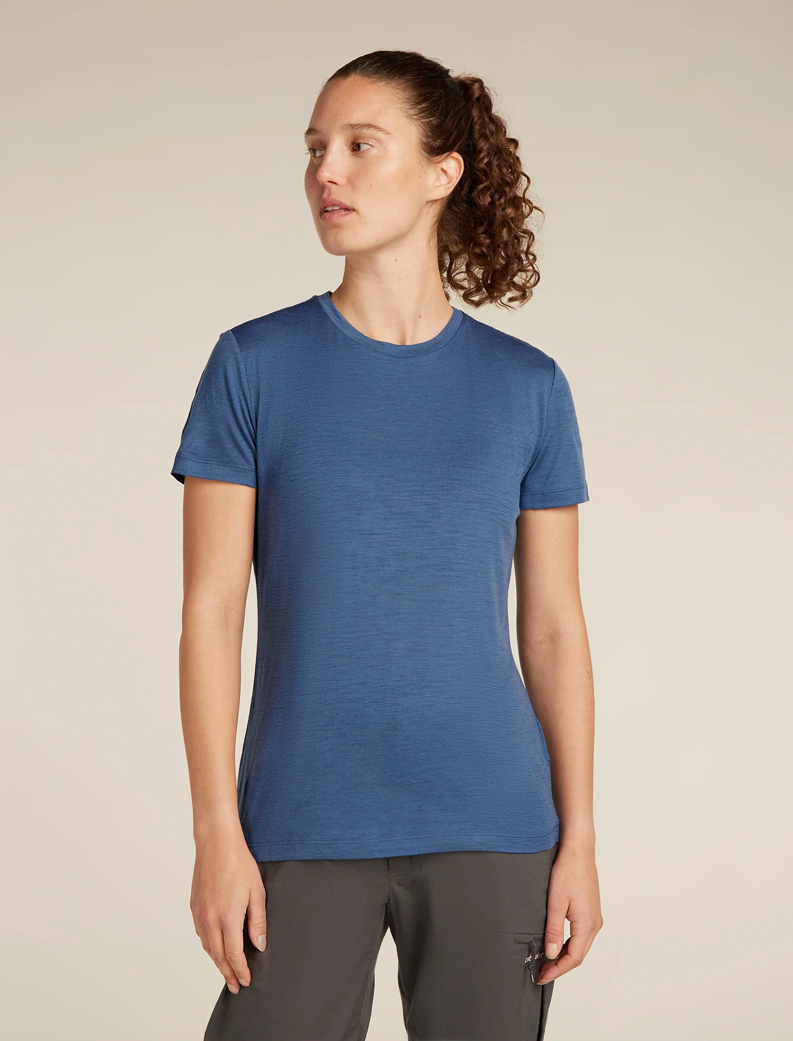 2102-women-s-merino-150-tech-lite-short-sleeve-t-shirt-1.webp Women's Merino 150 Tech Lite Short Sleeve T-Shirt