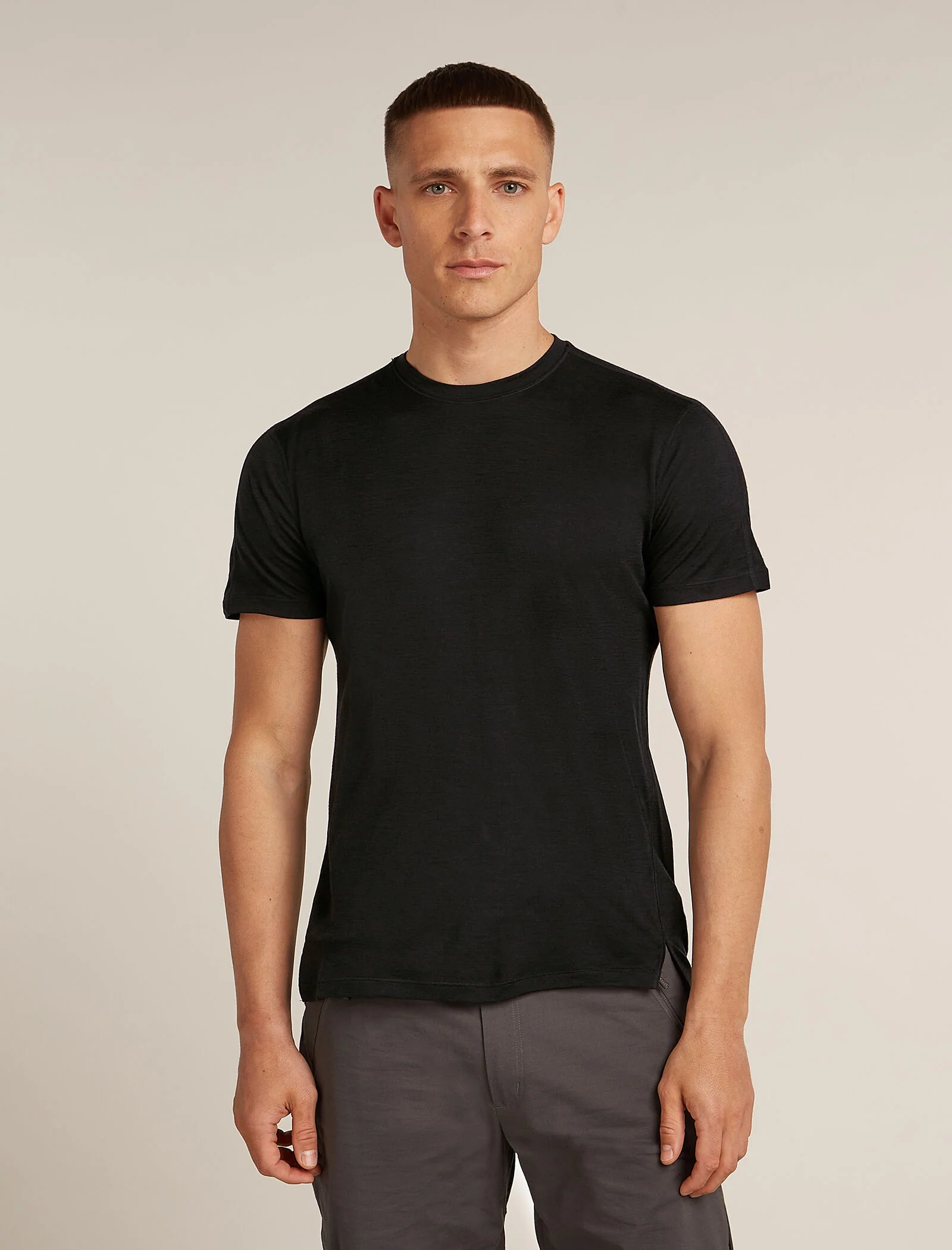 2148-men-s-150-merinofinetm-ace-short-sleeve-t-shirt-1.webp Men's 150 MerinoFine™ Ace Short Sleeve T-Shirt