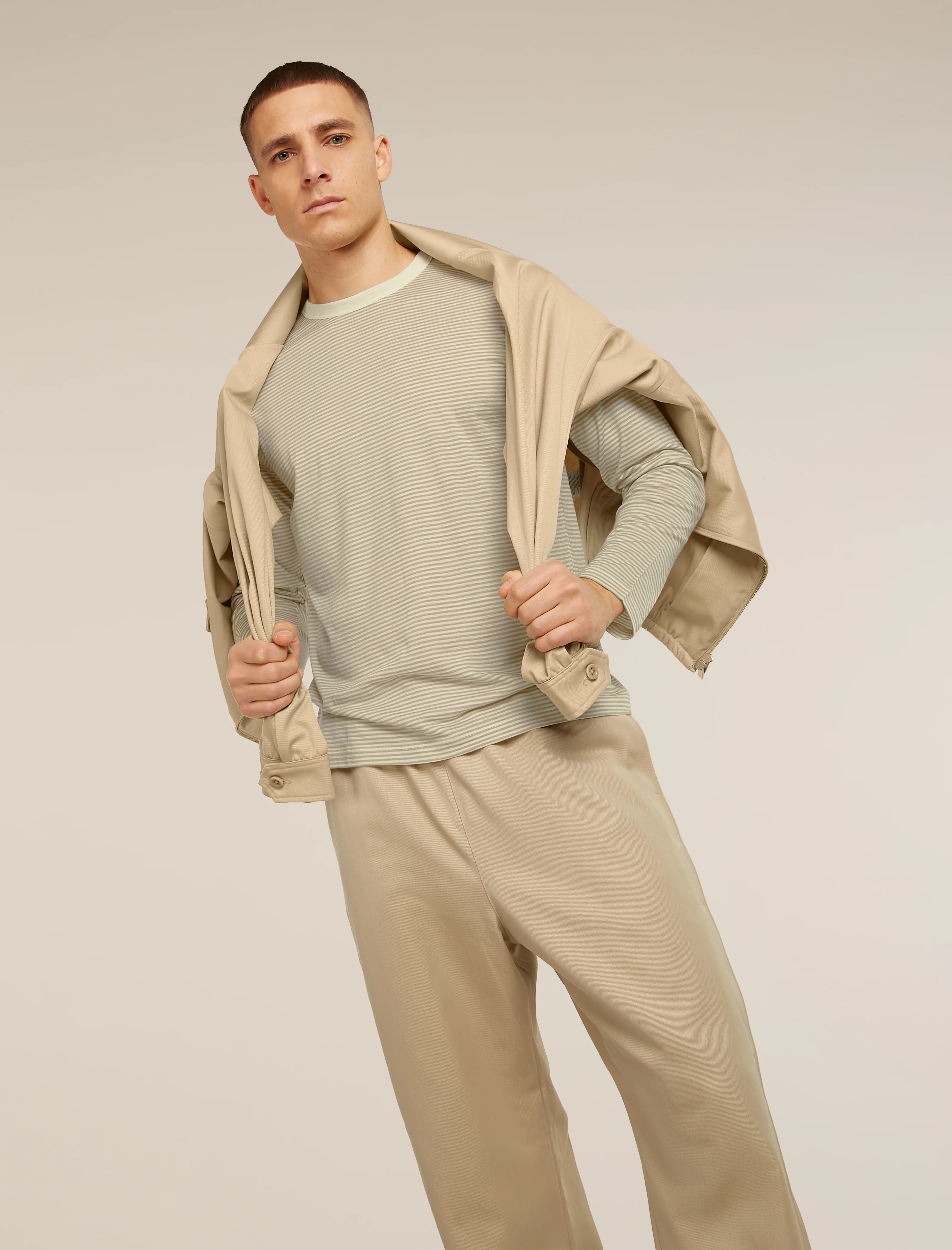 2191-flagstone-chalk-l-flagstone-chalk-l-variation-1.webp Unisex Merino 150 Long Sleeve Tee Stripe