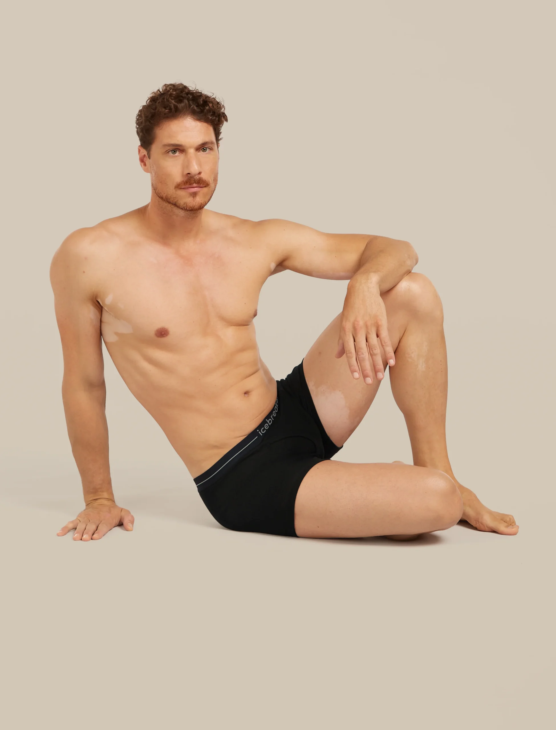 2325-men-s-men-s-merino-175-everyday-thermal-boxers-wfly-9.webp Men's Men's Merino 175 Everyday Thermal Boxers wFly