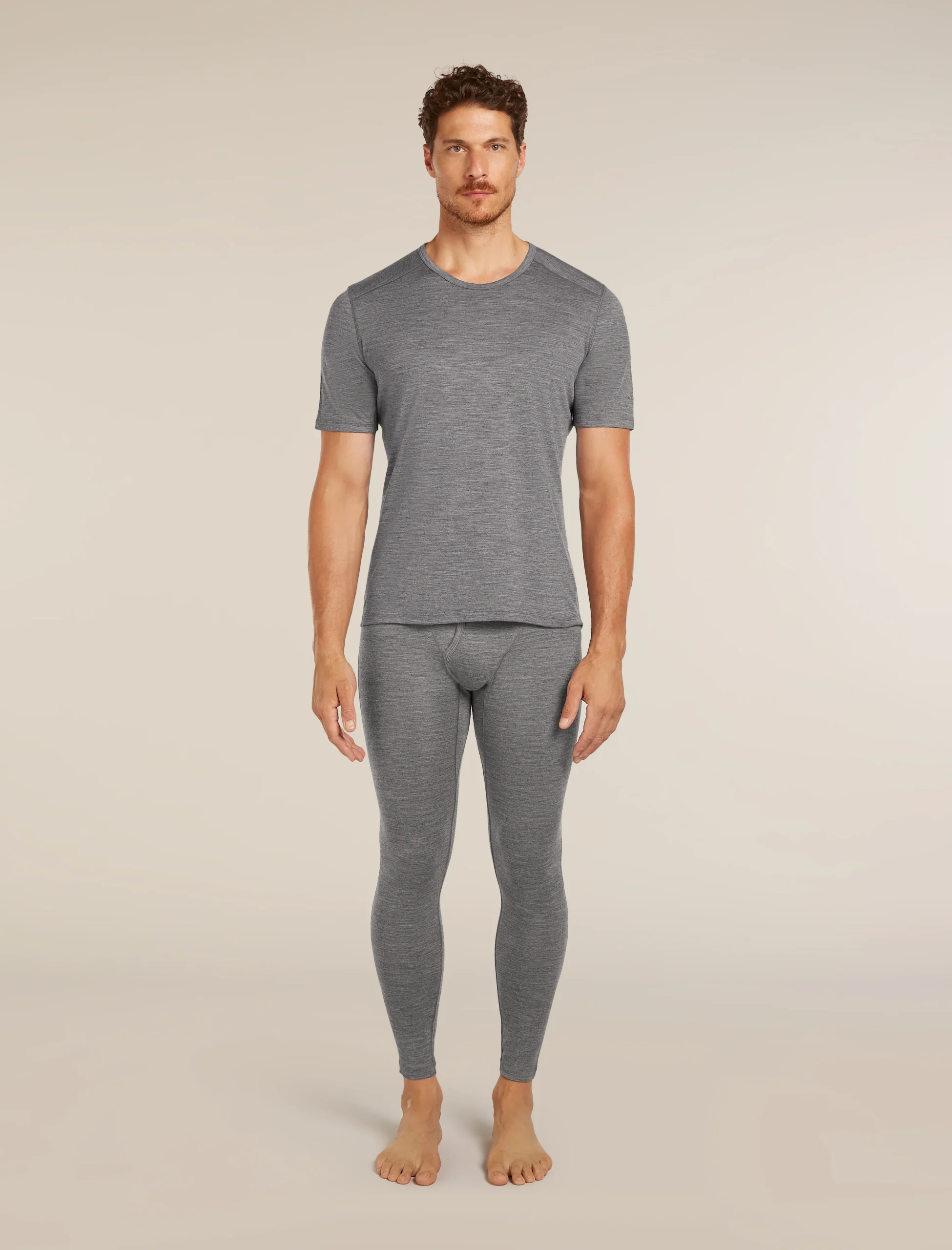 2422-men-s-merino-200-oasis-short-sleeve-crewe-thermal-top-3.webp Men's Merino 200 Oasis Short Sleeve Crewe Thermal Top