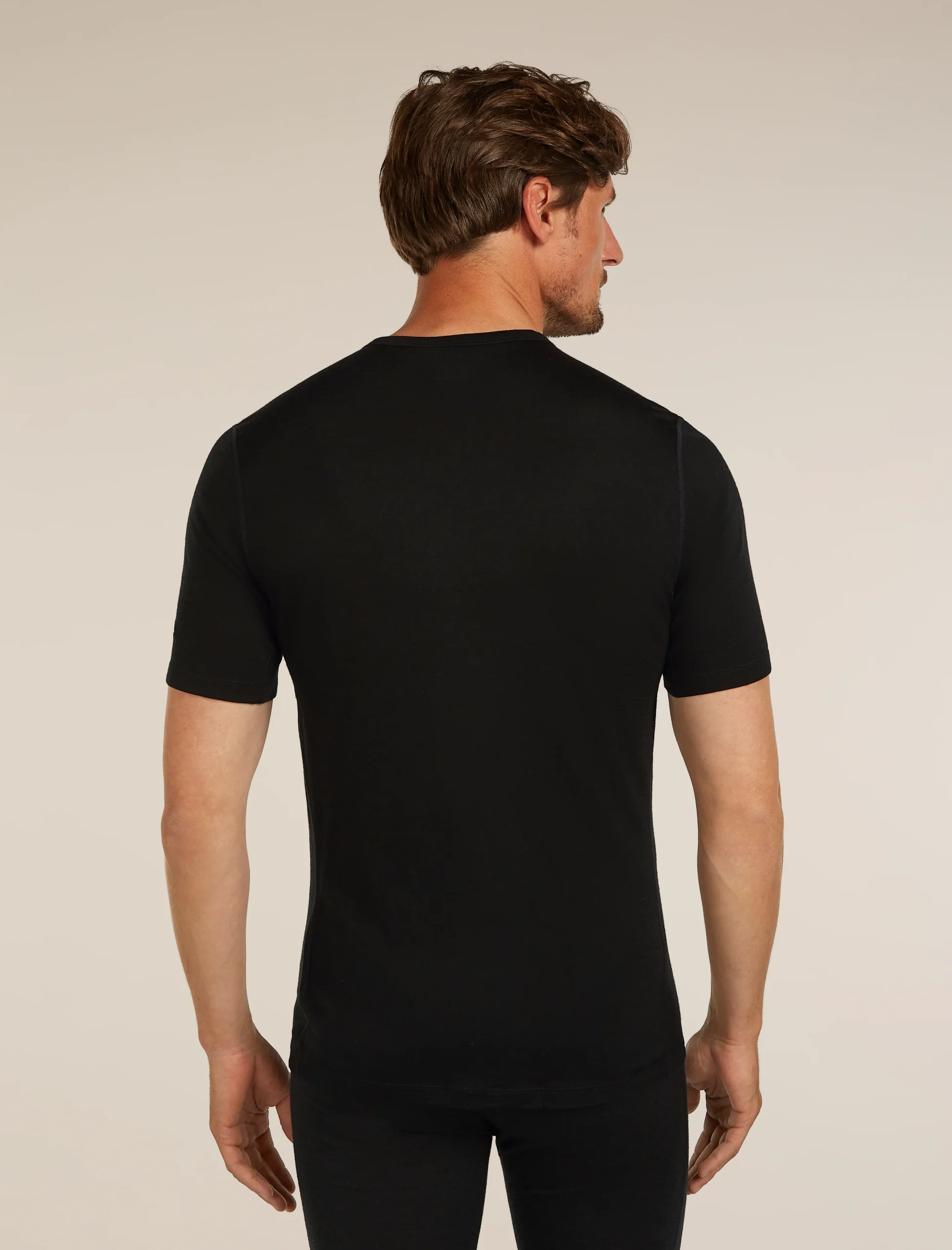 2429-men-s-merino-200-oasis-short-sleeve-crewe-thermal-top-2.webp Men's Merino 200 Oasis Short Sleeve Crewe Thermal Top
