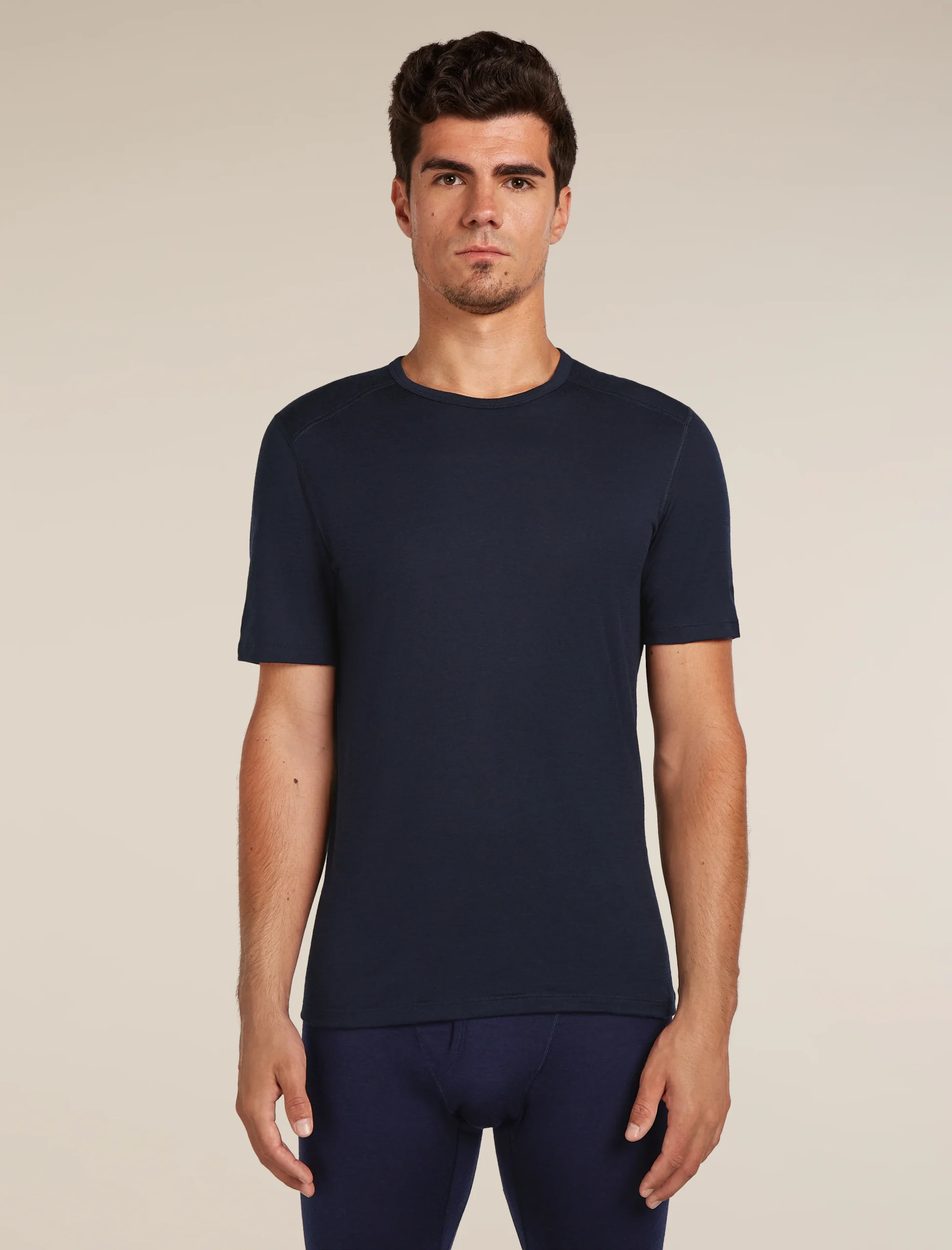2436-men-s-merino-200-oasis-short-sleeve-crewe-thermal-top-1.webp Men's Merino 200 Oasis Short Sleeve Crewe Thermal Top