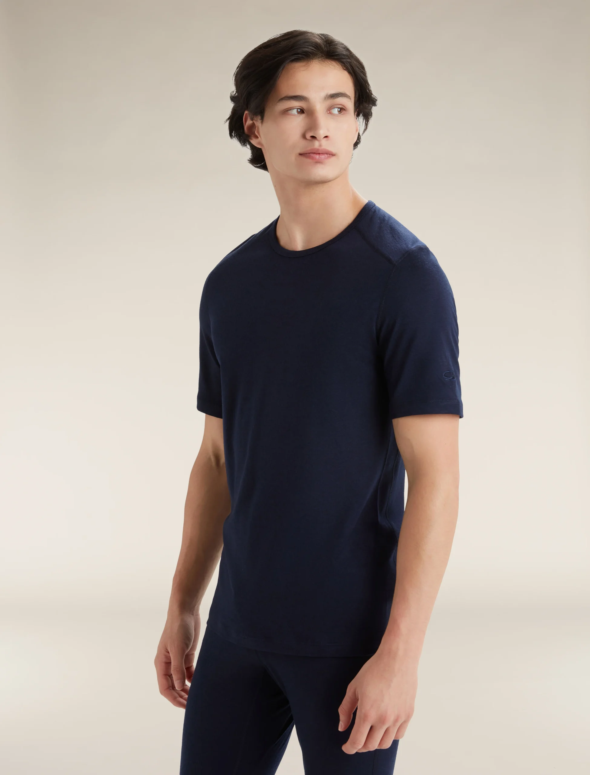 2436-men-s-merino-200-oasis-short-sleeve-crewe-thermal-top-5.webp Men's Merino 200 Oasis Short Sleeve Crewe Thermal Top