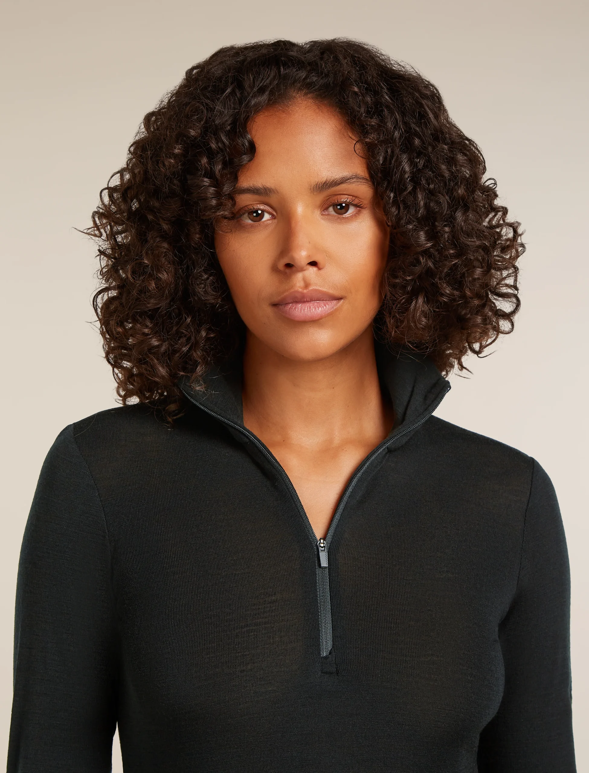 2626-women-s-merino-175-everyday-long-sleeve-half-zip-thermal-top-5.webp Women's Merino 175 Everyday Long Sleeve Half Zip Thermal Top