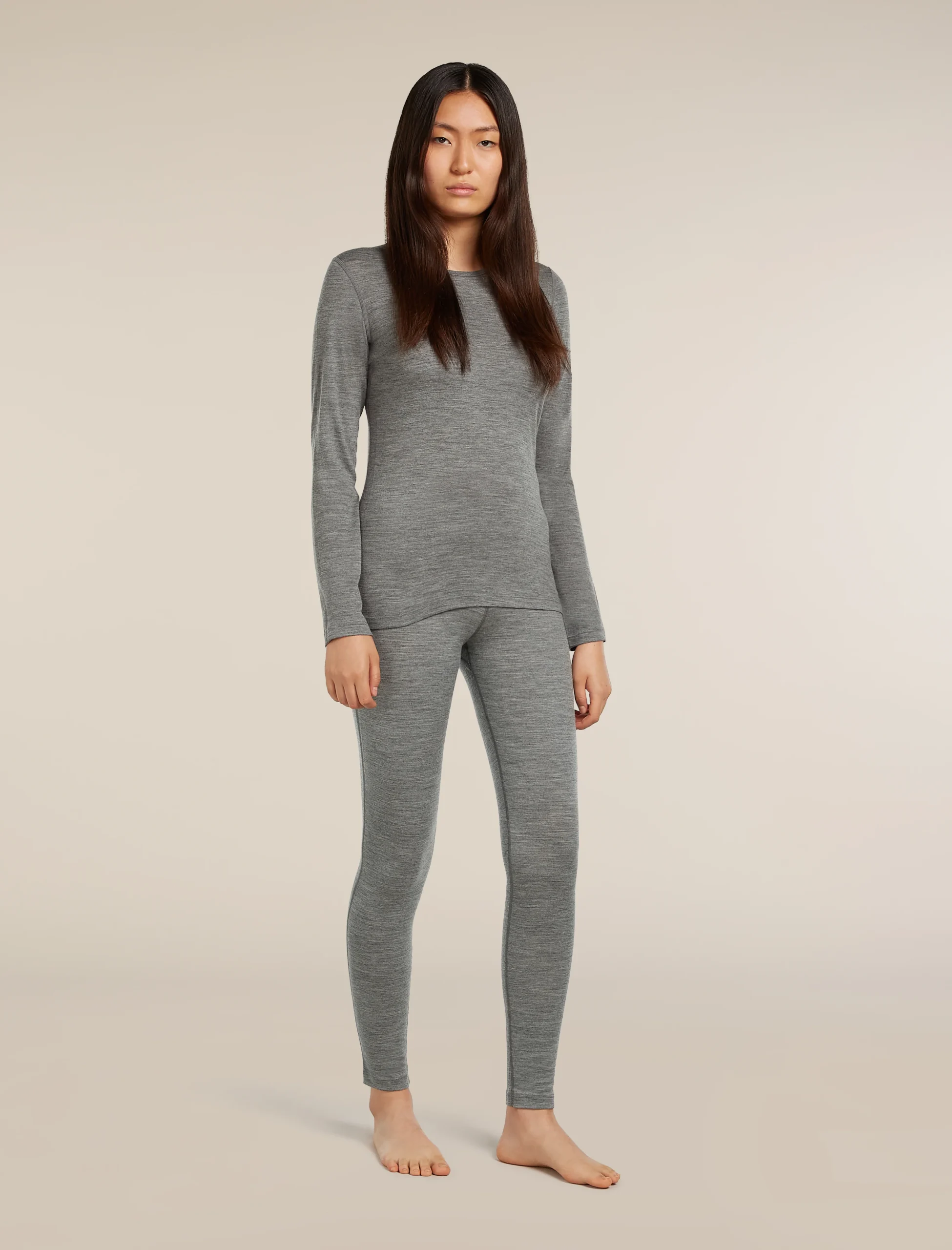2638-women-s-merino-200-oasis-long-sleeve-crewe-thermal-top-3.webp Women's Merino 200 Oasis Long Sleeve Crewe Thermal Top