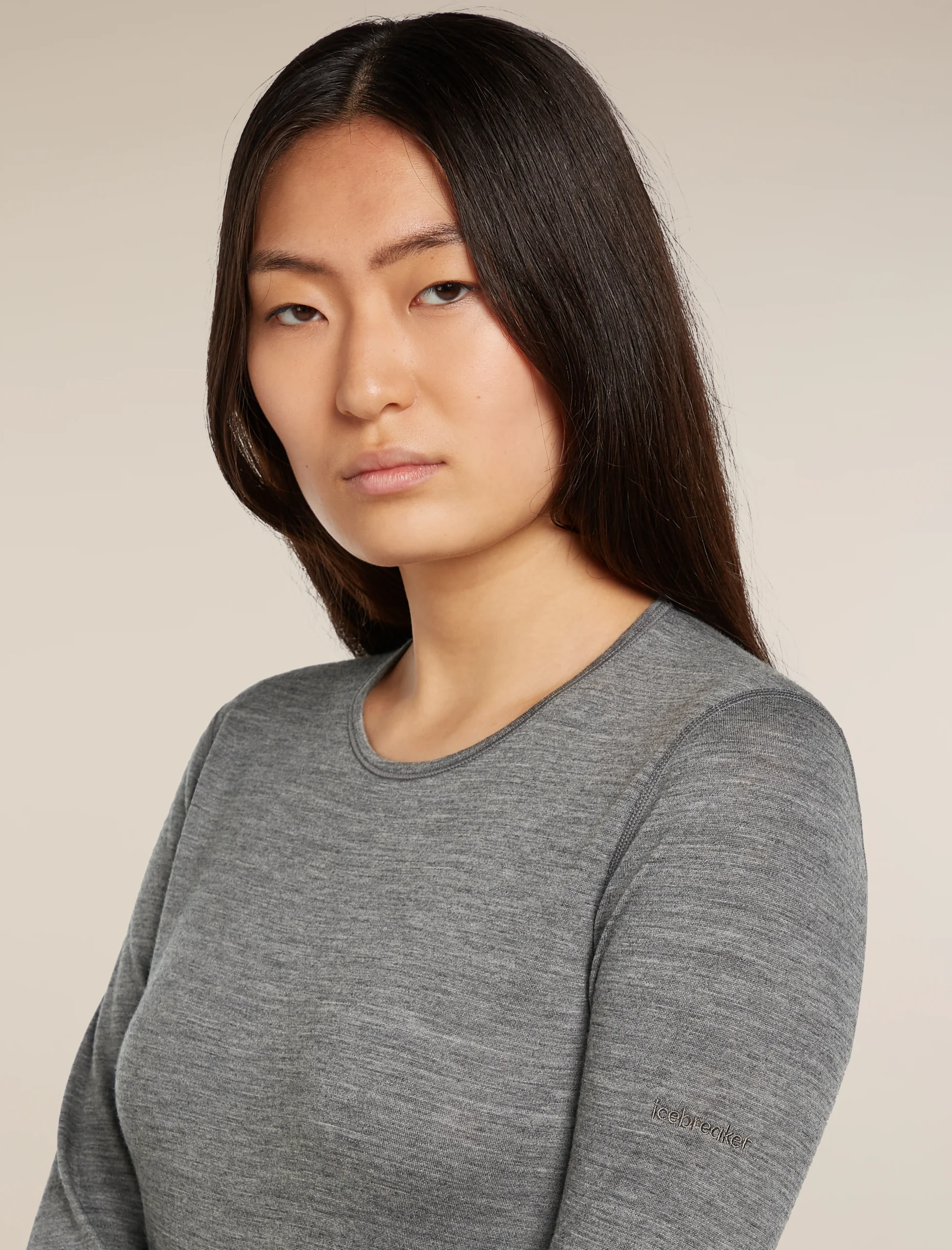 2638-women-s-merino-200-oasis-long-sleeve-crewe-thermal-top-9.webp Women's Merino 200 Oasis Long Sleeve Crewe Thermal Top