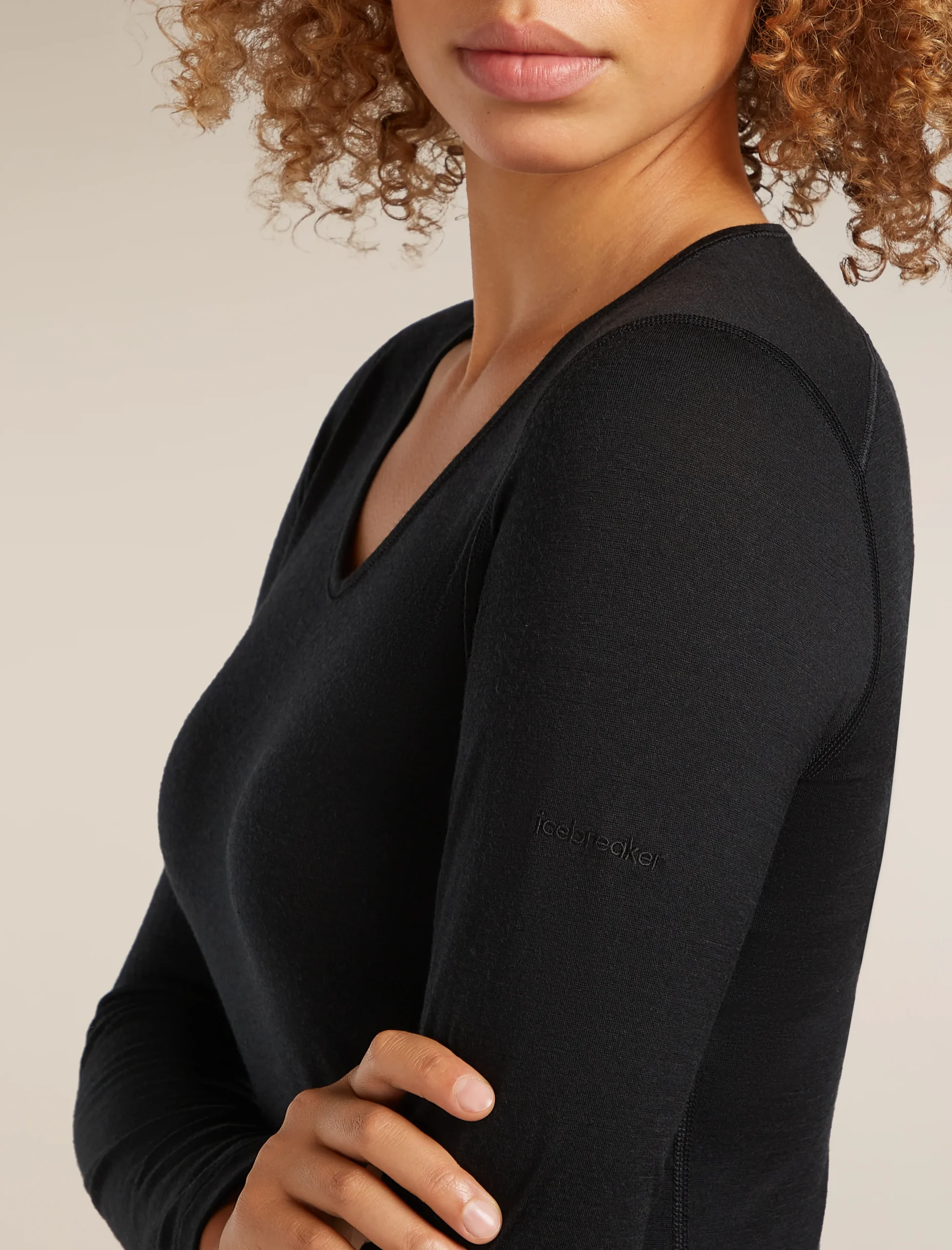 Women's Merino 200 Oasis Long Sleeve V Neck Thermal Top