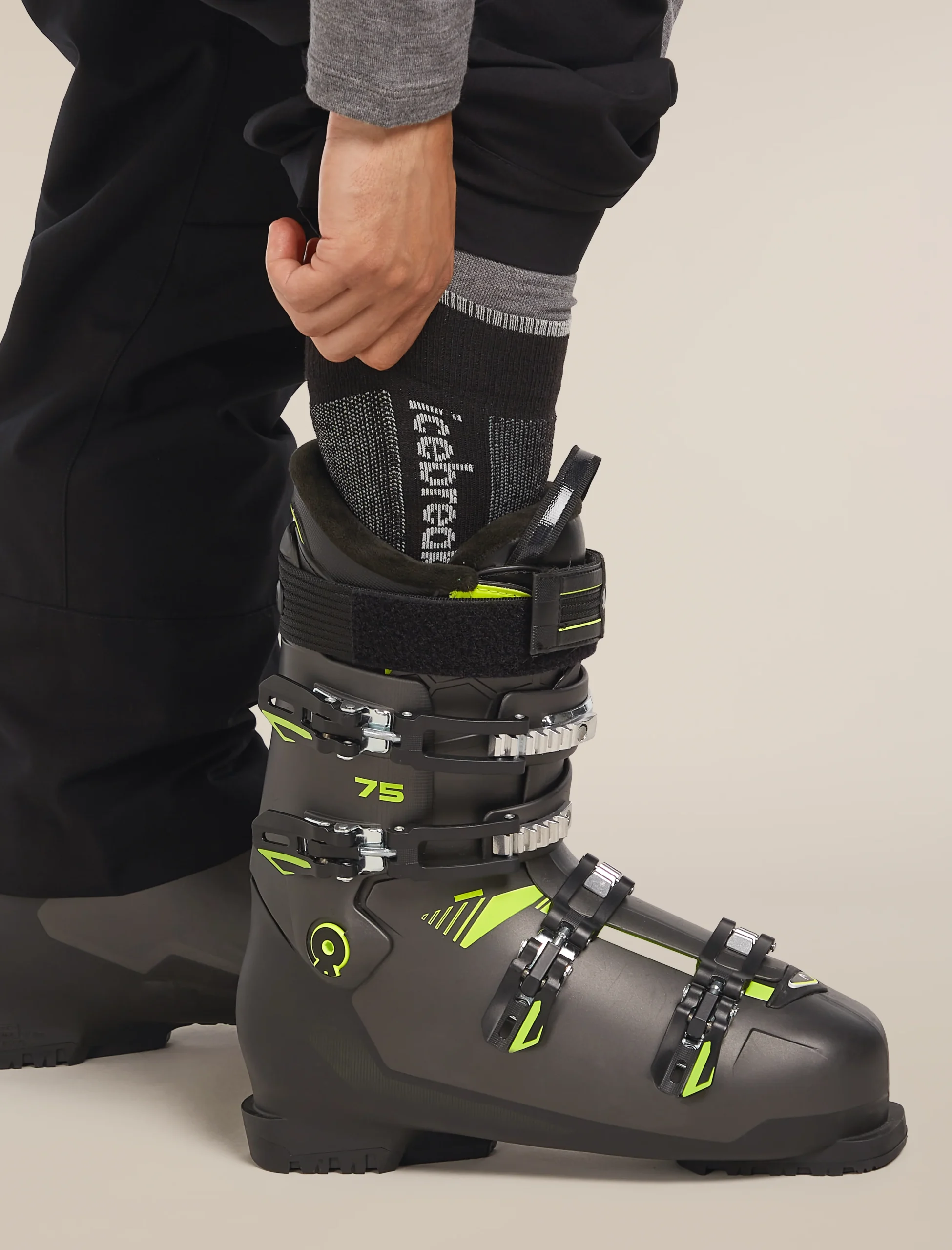 Men's Merino Ski+ Medium Over The Calf Socks