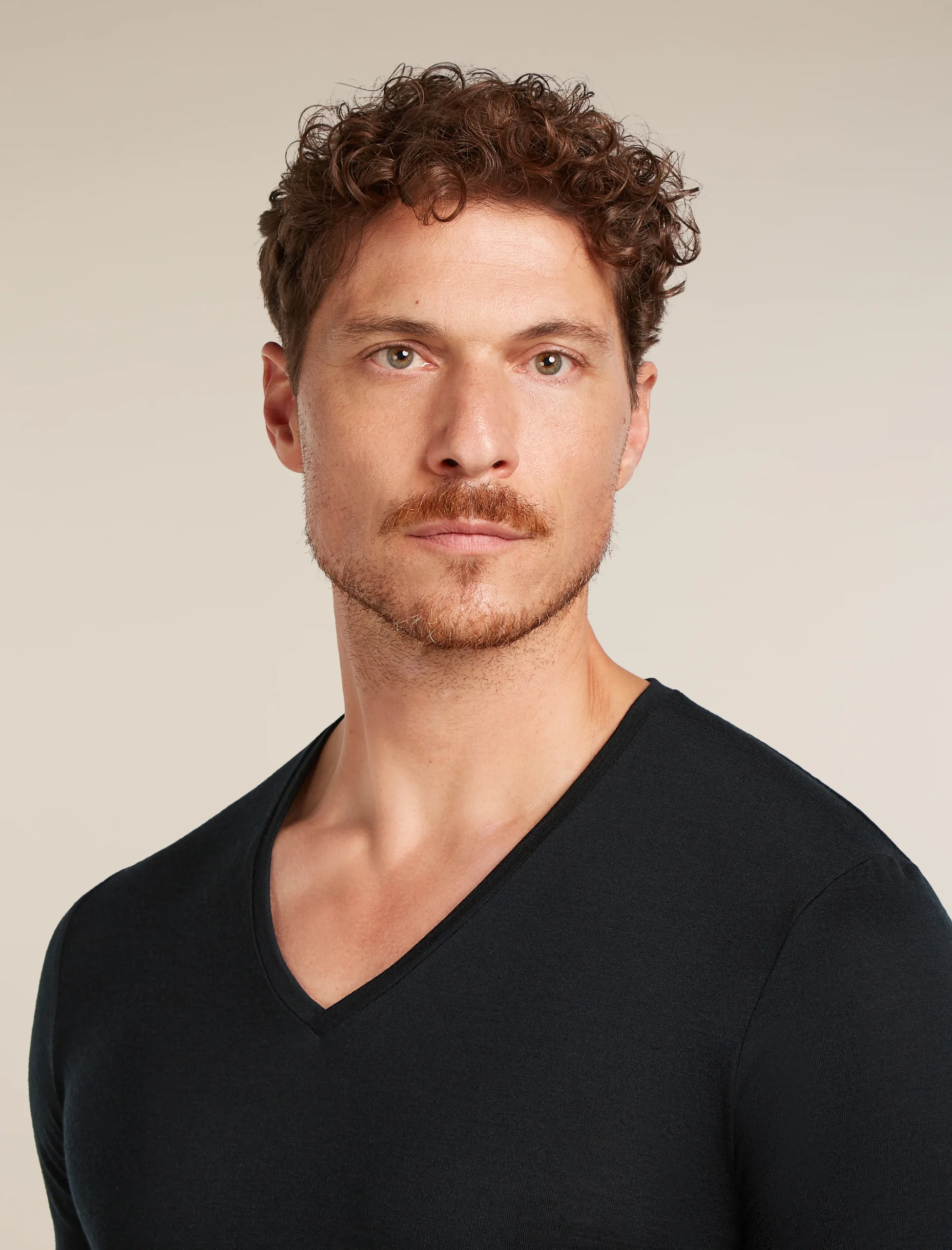 Men's Merino 150 Anatomica Short Sleeve V Neck Top