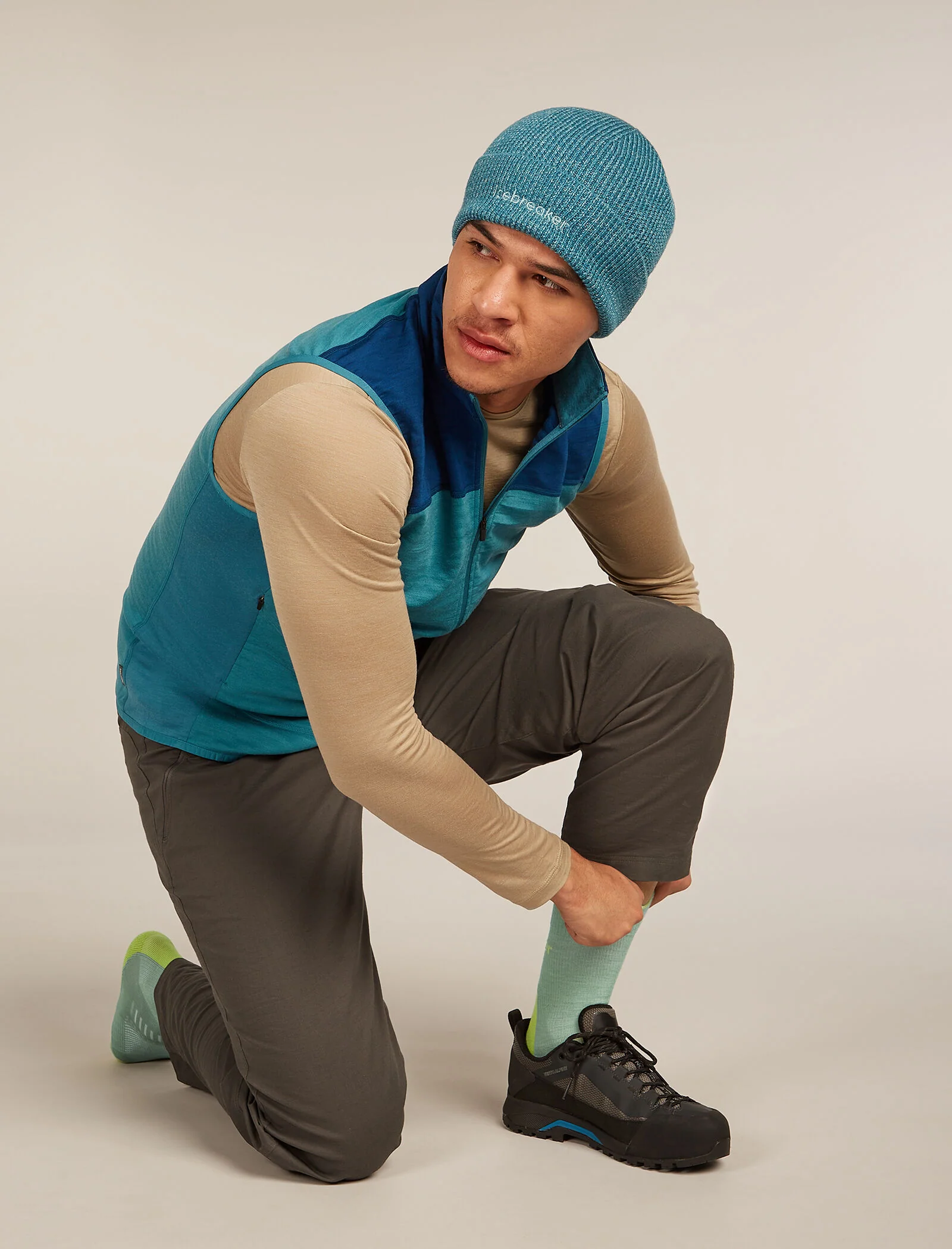 3438-seaglass-peridot-s-seaglass-peridot-s-variation-1.webp Men's Merino Hike+ Light Crew Socks