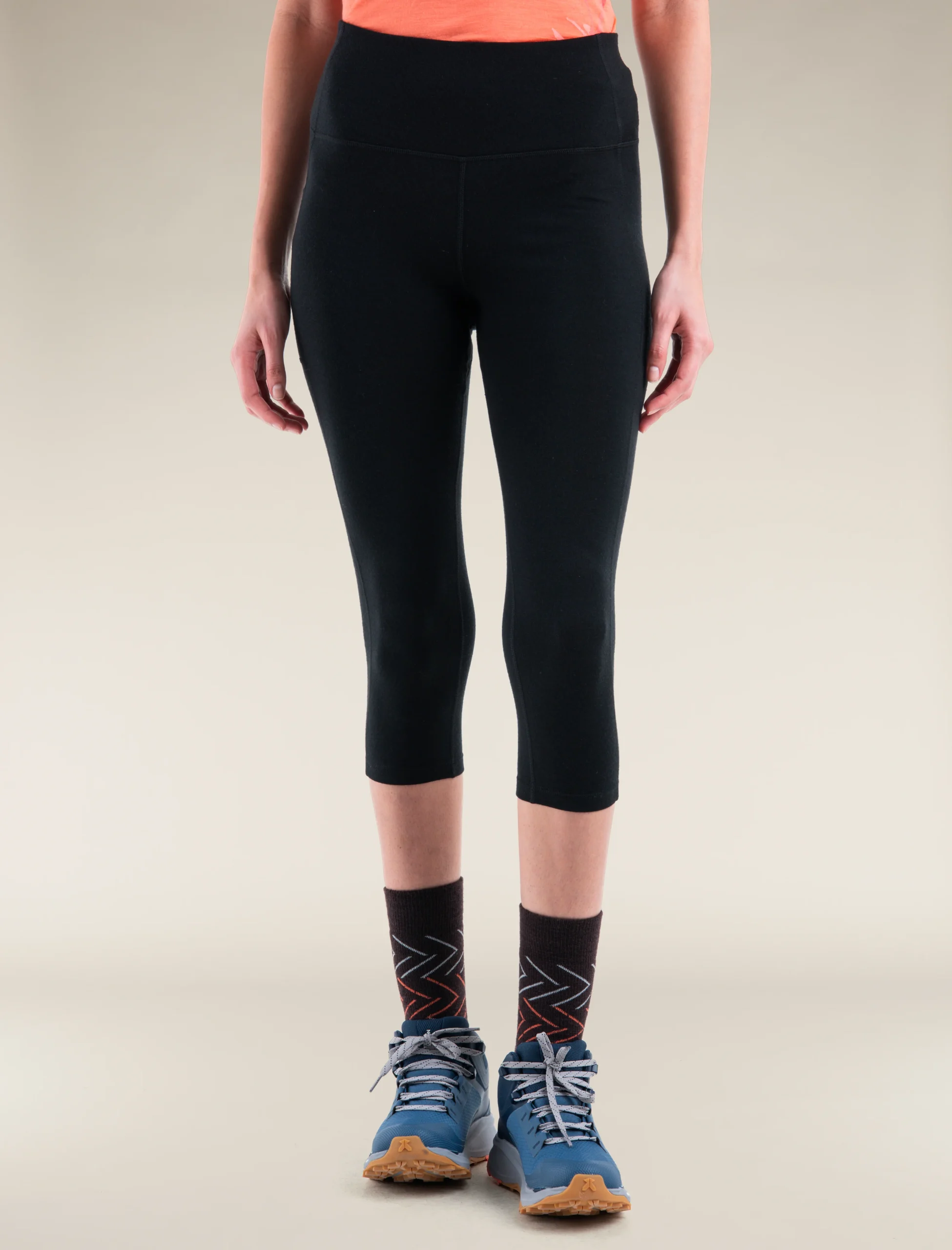 3540-black-l-black-l-variation-1.webp Women's Merino 260 Fastray 20" High Rise 3/4 Tights