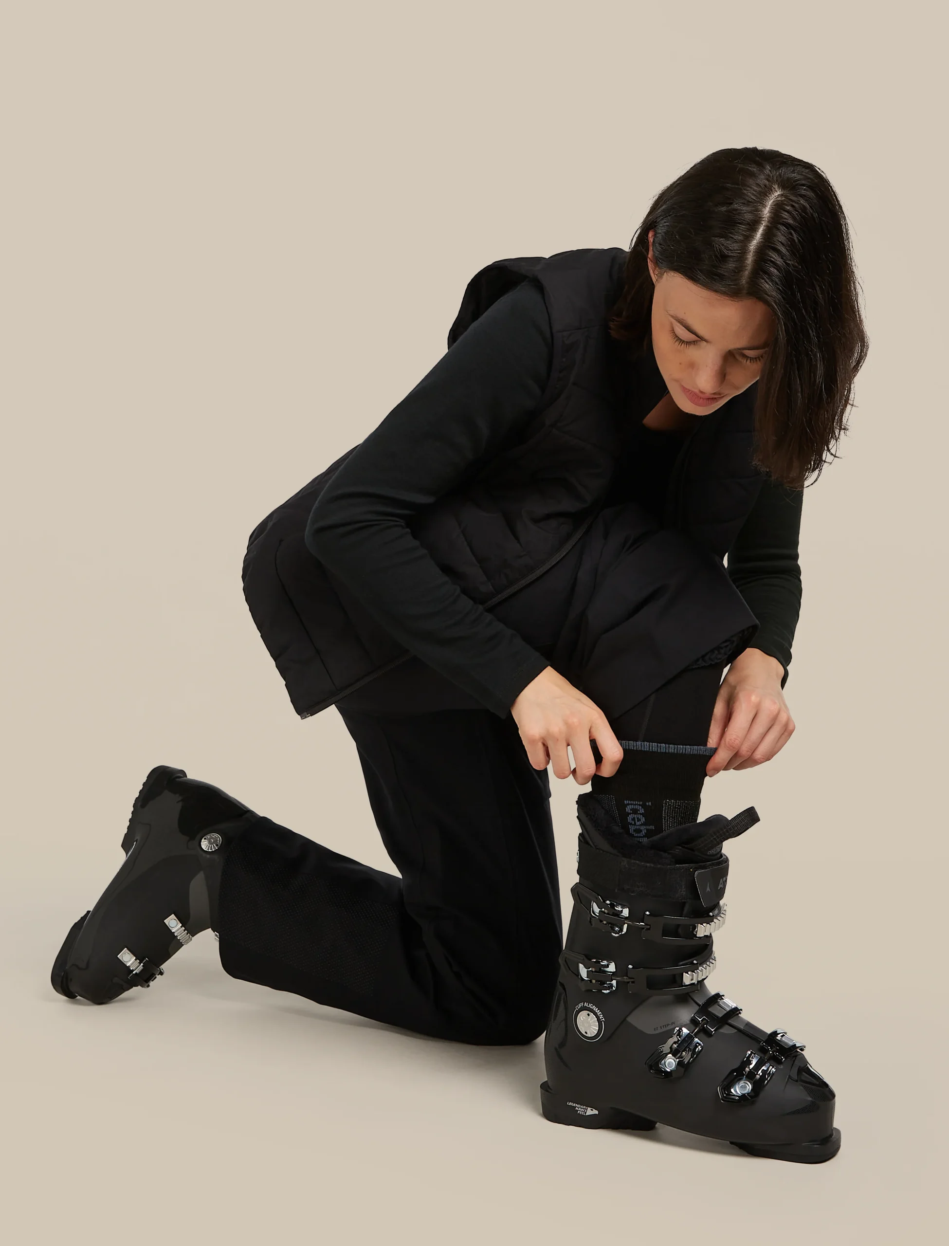 Women's Merino Ski+ Medium Over The Calf Socks