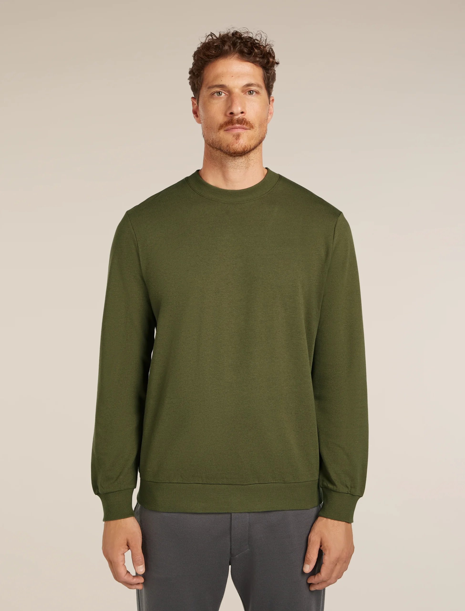 3799-men-s-central-long-sleeve-sweatshirt-1.webp Men's Central Long Sleeve Sweatshirt