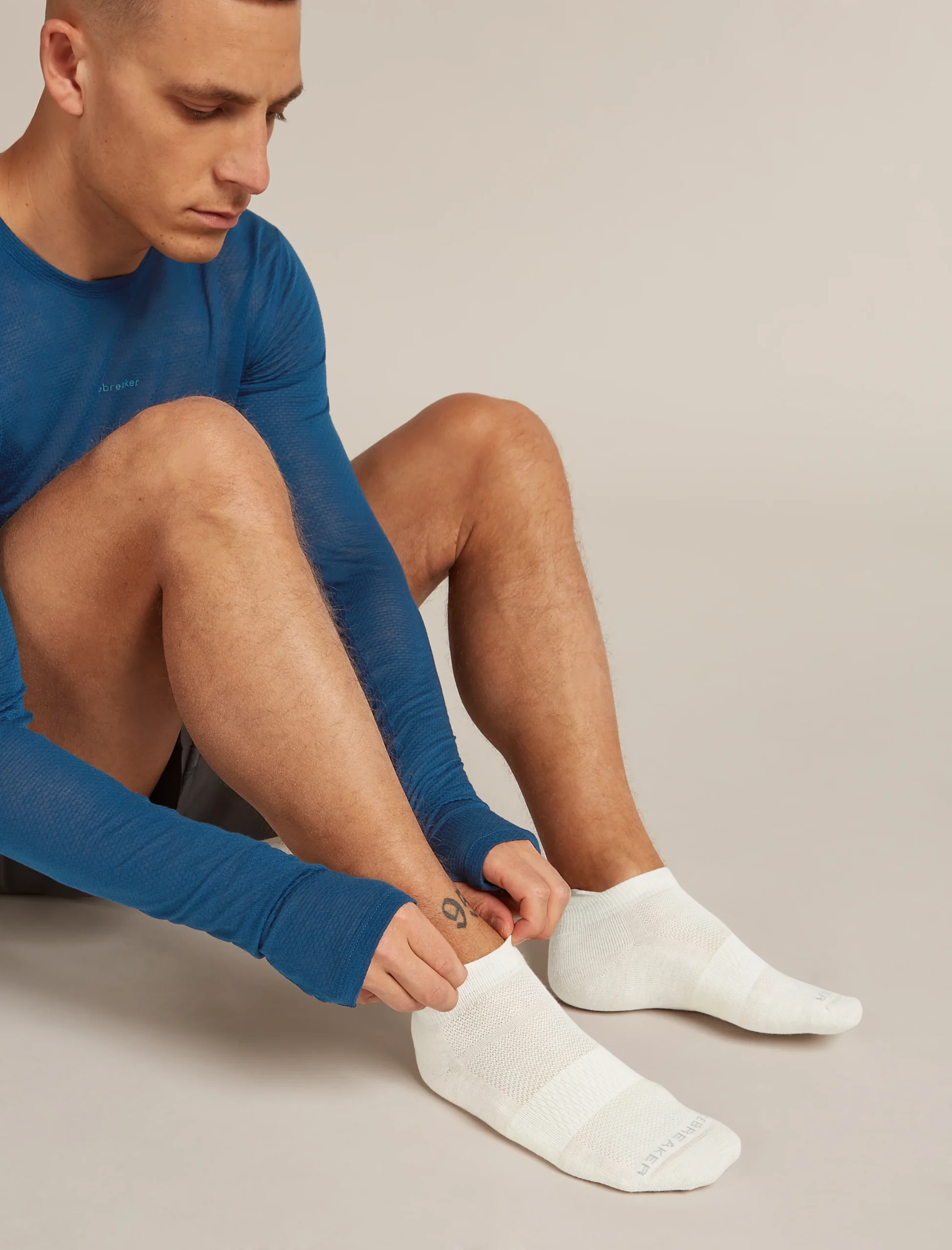 3927-men-s-merino-multisport-light-micro-socks-6.webp Men's Merino Multisport Light Micro Socks