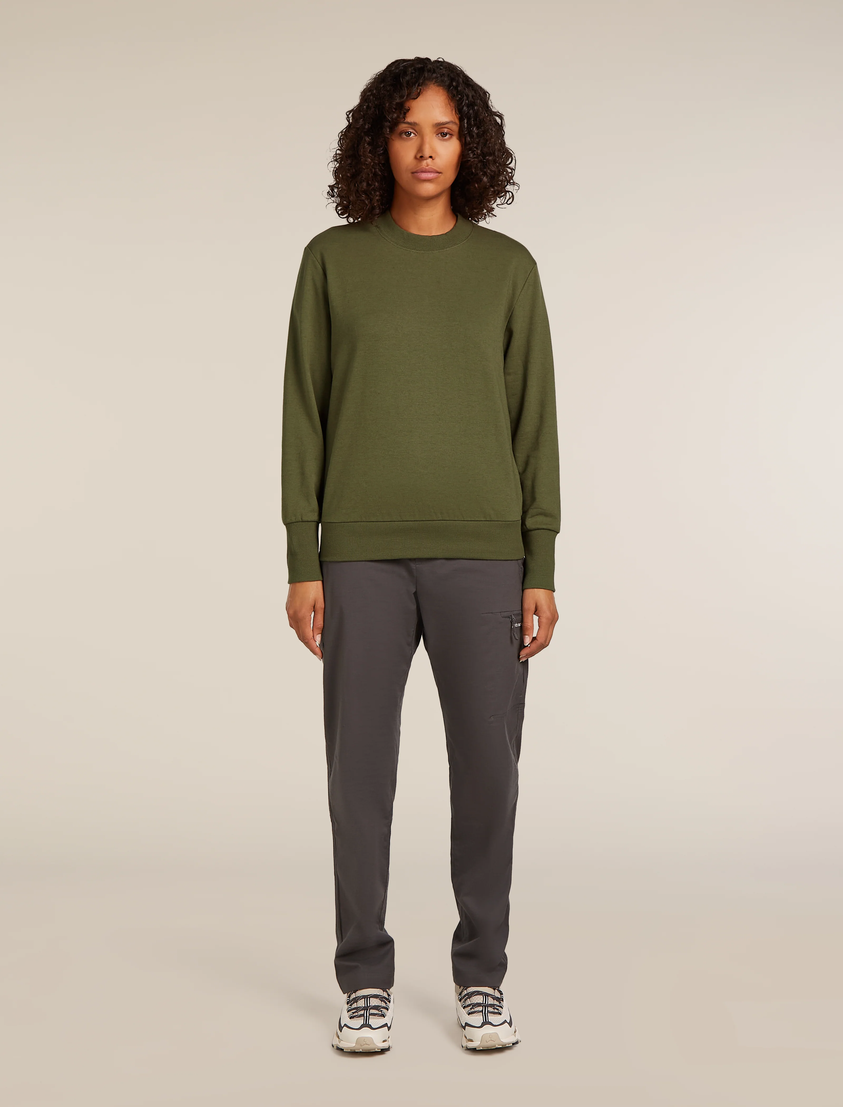 Women's Central Long Sleeve Sweatshirt