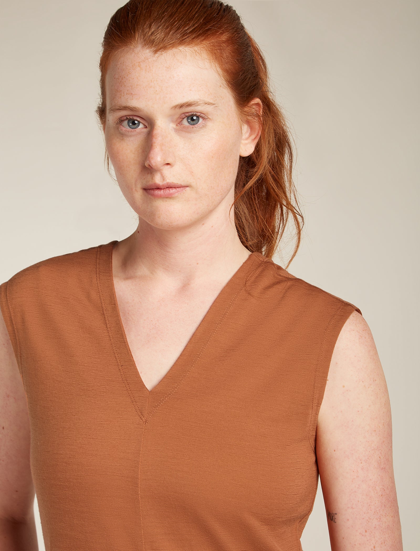 Women's Merino 200 Granary Sleeveless V Neck Dress