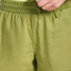 4201-women-s-merino-blend-125-zoneknittm-speed-3-shorts-5.jpg Women's Merino Blend 125 ZoneKnit™ Speed 3" Shorts