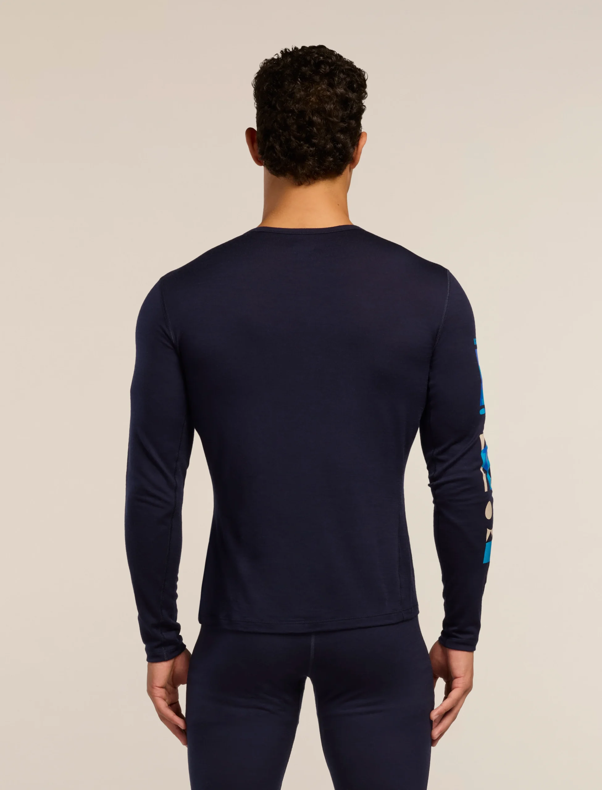Men's Merino 200 Oasis Long Sleeve Crewe Ikon Pass