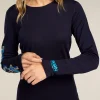 4298-women-s-merino-200-oasis-long-sleeve-crewe-ikon-pass-3.webp Women's Merino 200 Oasis Long Sleeve Crewe Ikon Pass