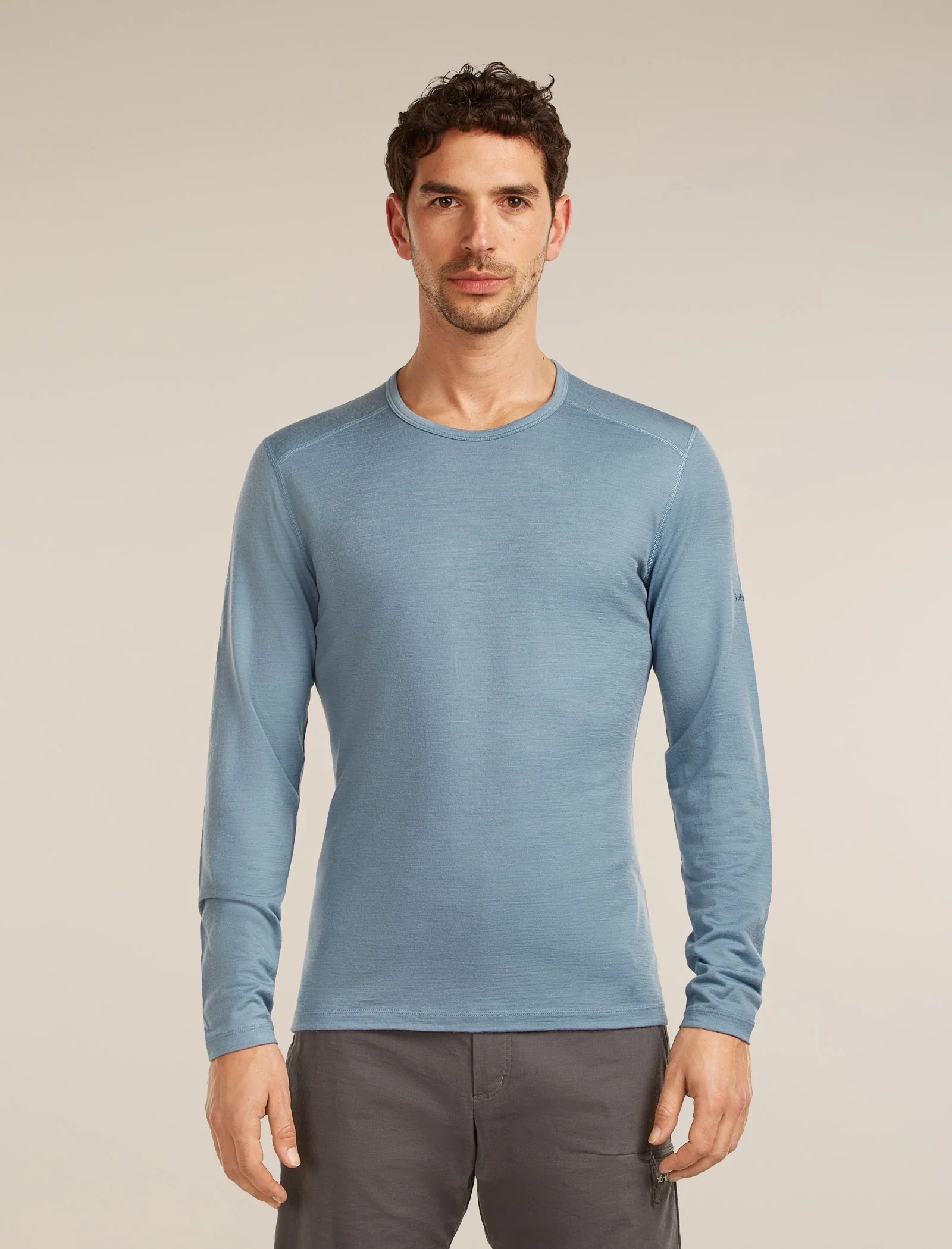 45-men-s-merino-200-oasis-long-sleeve-crewe-1.webp Men's Merino 200 Oasis Long Sleeve Crewe
