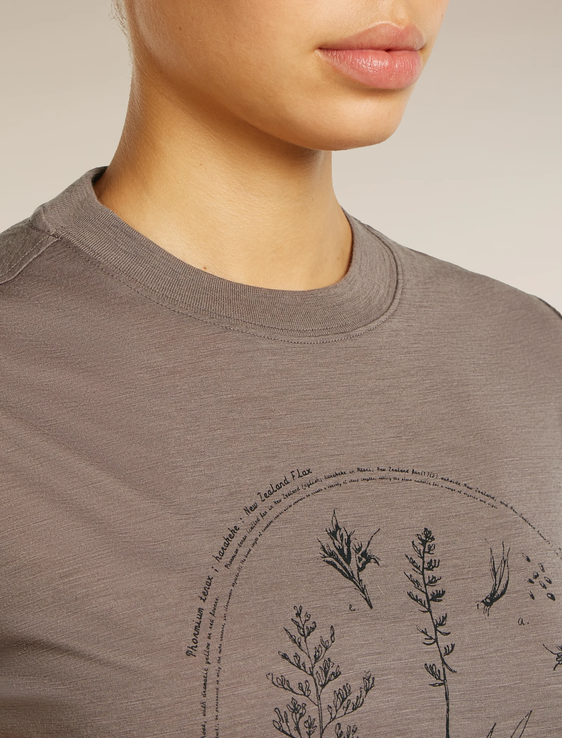 Women's Merino 150 Tech Lite Short Sleeve Crop Tee Seed Story