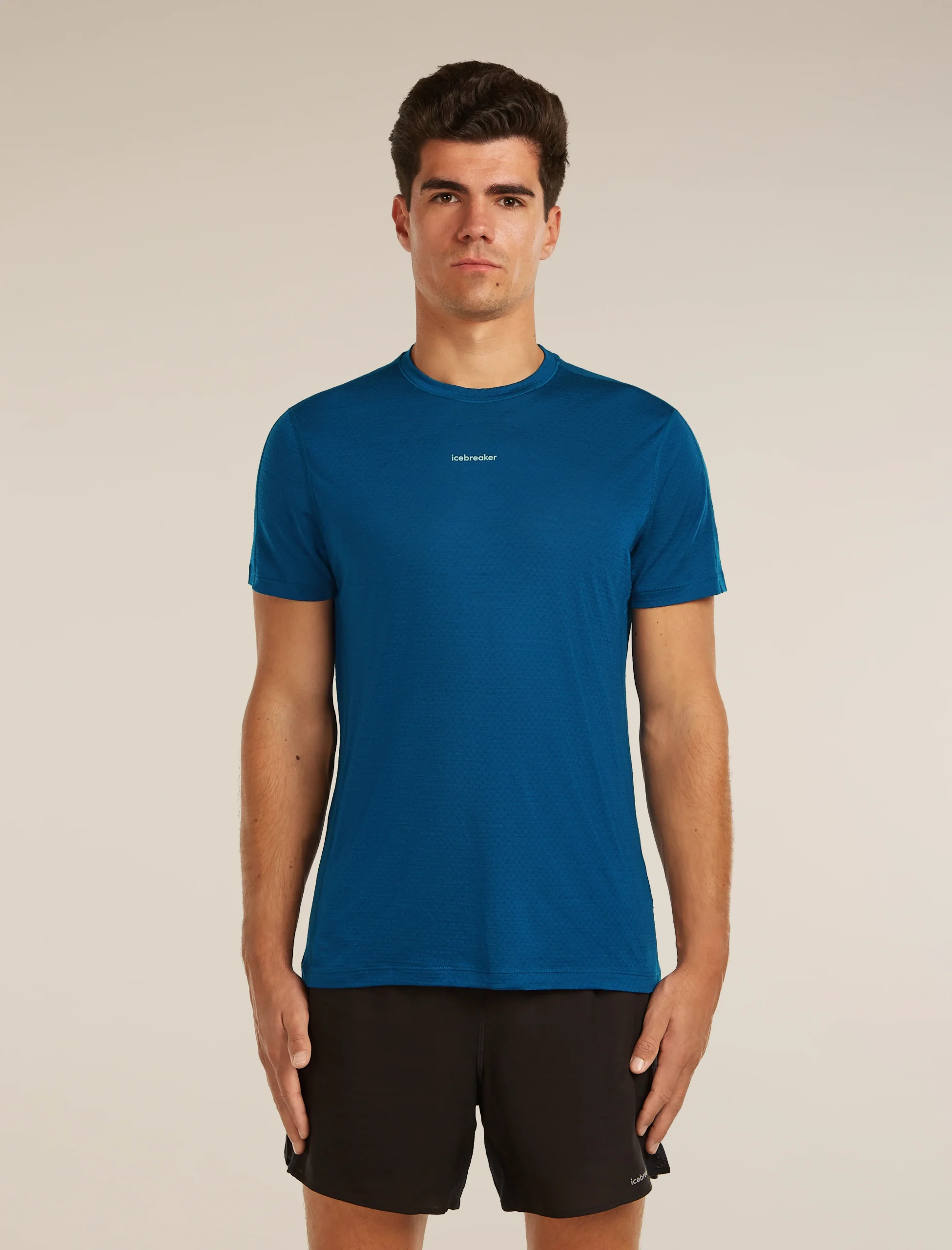 842-men-s-merino-blend-125-cool-litetm-speed-short-sleeve-tee-1.webp Men's Merino Blend 125 Cool-Lite™ Speed Short Sleeve Tee