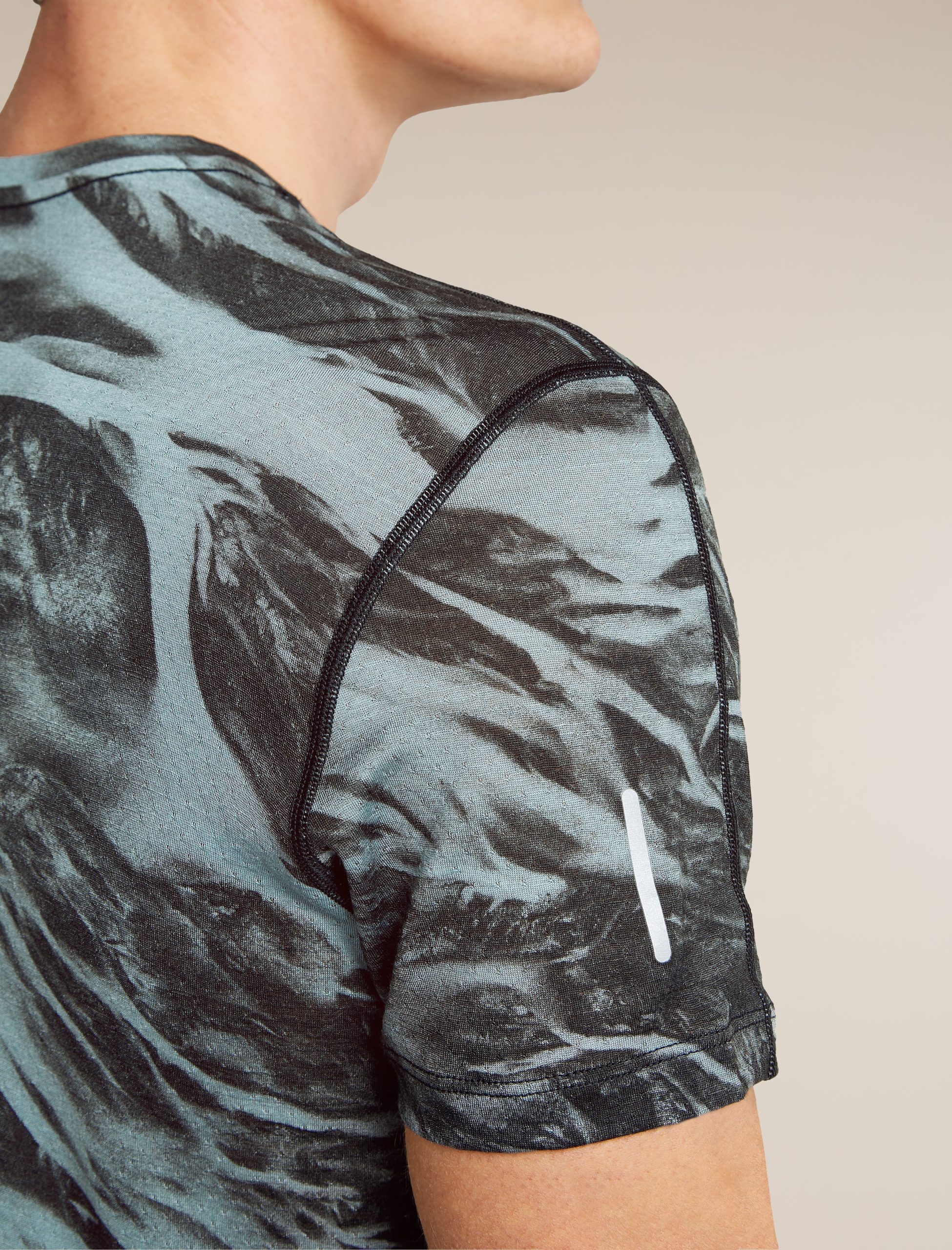 Men's Merino Blend 125 Cool-Lite™ Speed Short Sleeve Tee Motion AOP