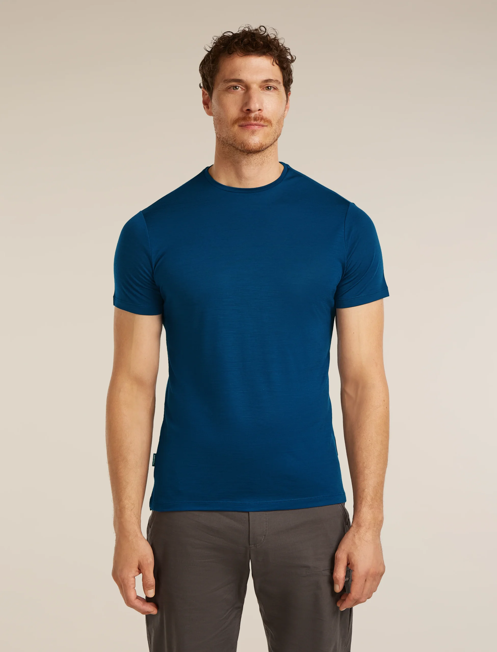 979-men-s-merino-blend-125-cool-litetm-sphere-short-sleeve-tee-1.webp Men's Merino Blend 125 Cool-Lite™ Sphere Short Sleeve Tee